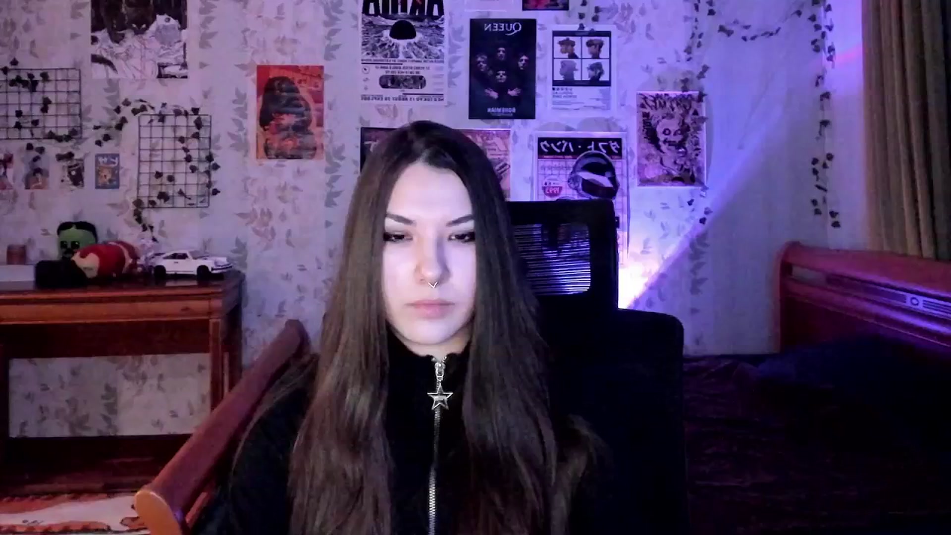 Gallery image thumbnail from AmnesiaGirl1's myfreecams stream on, 12/20/2025, 16:39 image 9 of 20