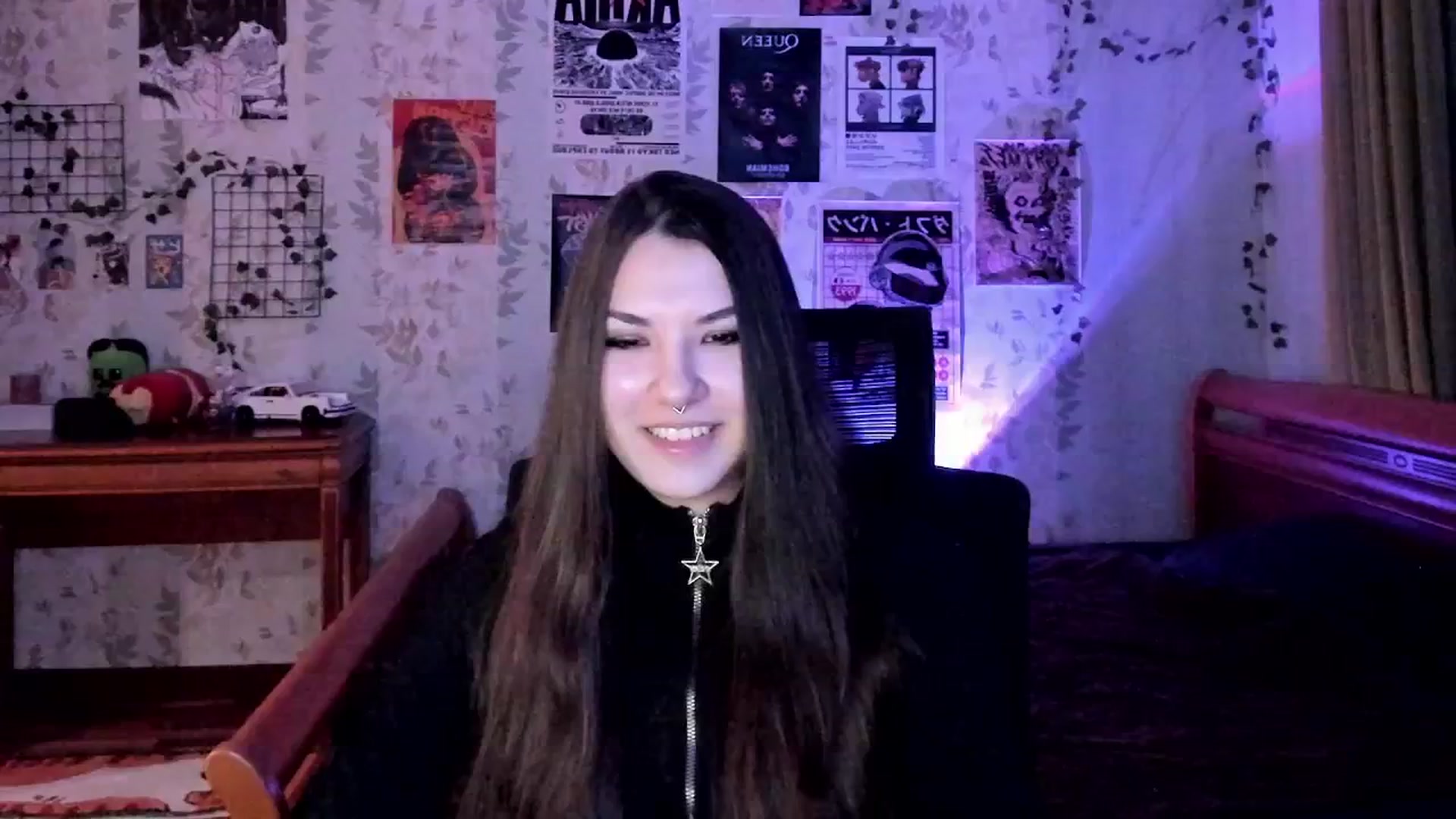 Gallery image thumbnail from AmnesiaGirl1's myfreecams stream on, 12/20/2025, 16:39 image 13 of 20
