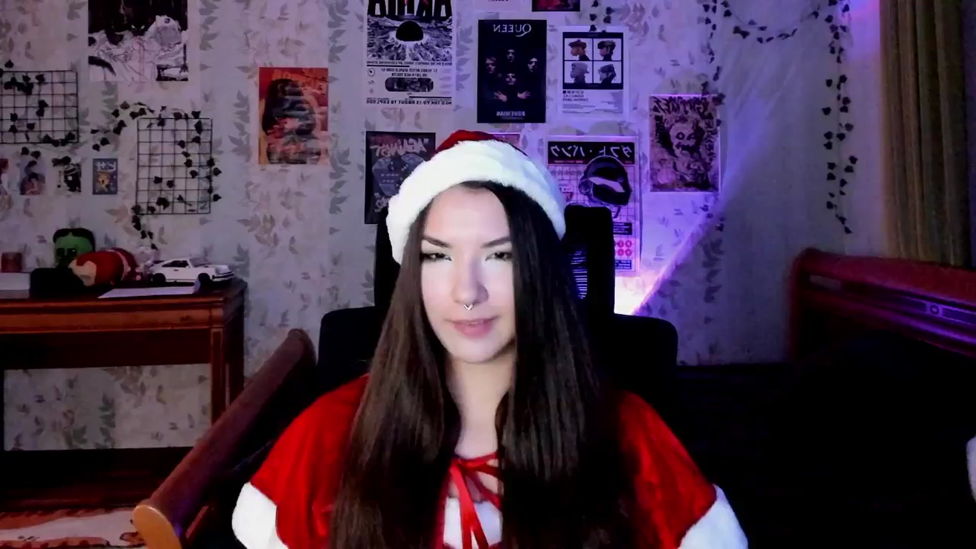 Gallery image thumbnail from AmnesiaGirl1's myfreecams stream on, 12/24/2025, 15:49 image 3 of 20