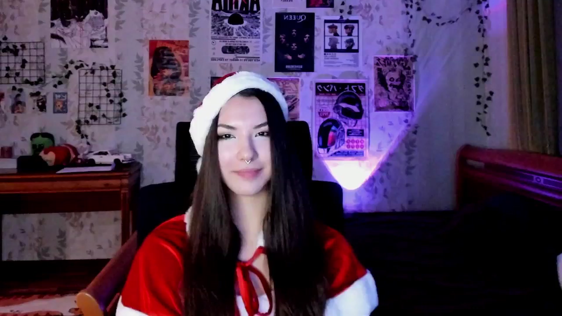 Gallery image thumbnail from AmnesiaGirl1's myfreecams stream on, 12/24/2025, 15:49 image 18 of 20