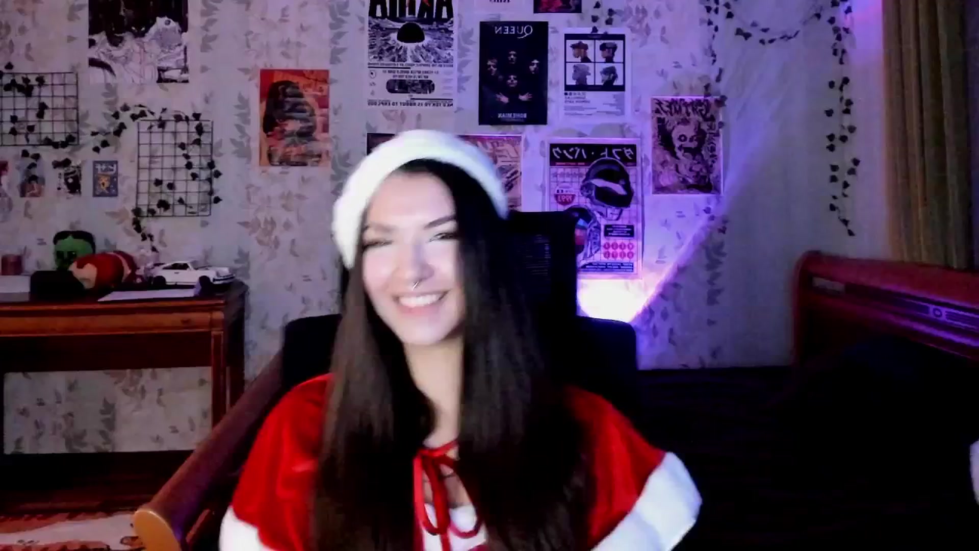 Gallery image thumbnail from AmnesiaGirl1's myfreecams stream on, 12/24/2025, 15:49 image 19 of 20