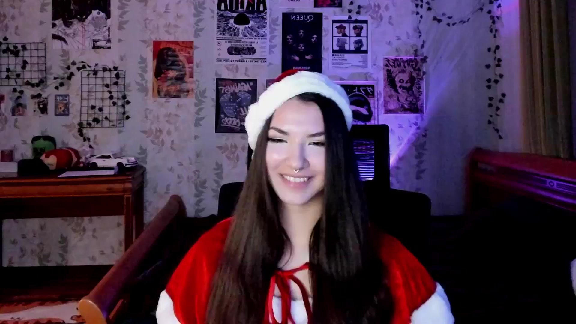 Gallery image thumbnail from AmnesiaGirl1's myfreecams stream on, 12/24/2025, 15:49 image 17 of 20
