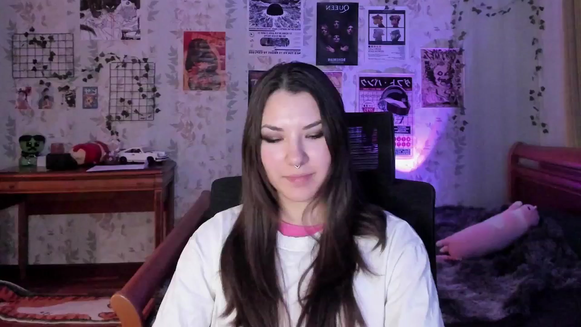 Gallery image thumbnail from AmnesiaGirl1's myfreecams stream on, 01/02/2026, 17:37 image 16 of 20