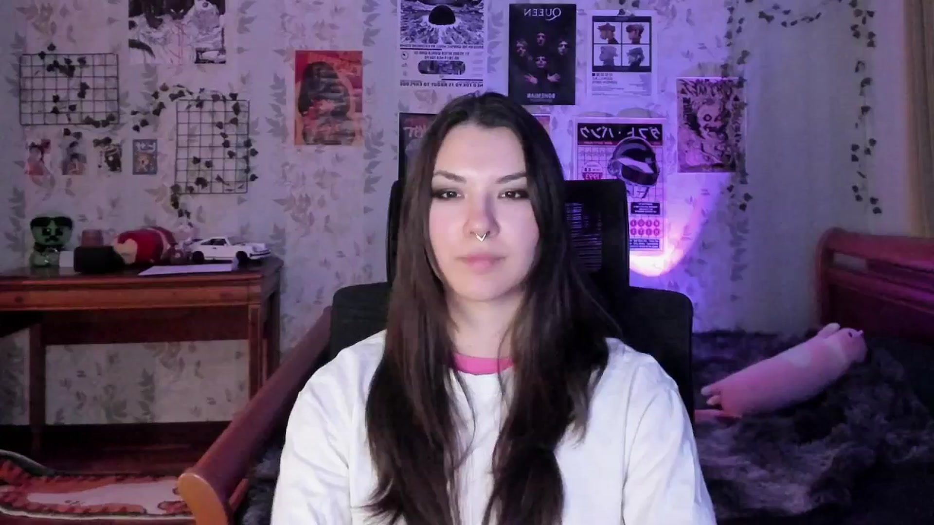 Gallery image thumbnail from AmnesiaGirl1's myfreecams stream on, 01/02/2026, 17:37 image 9 of 20