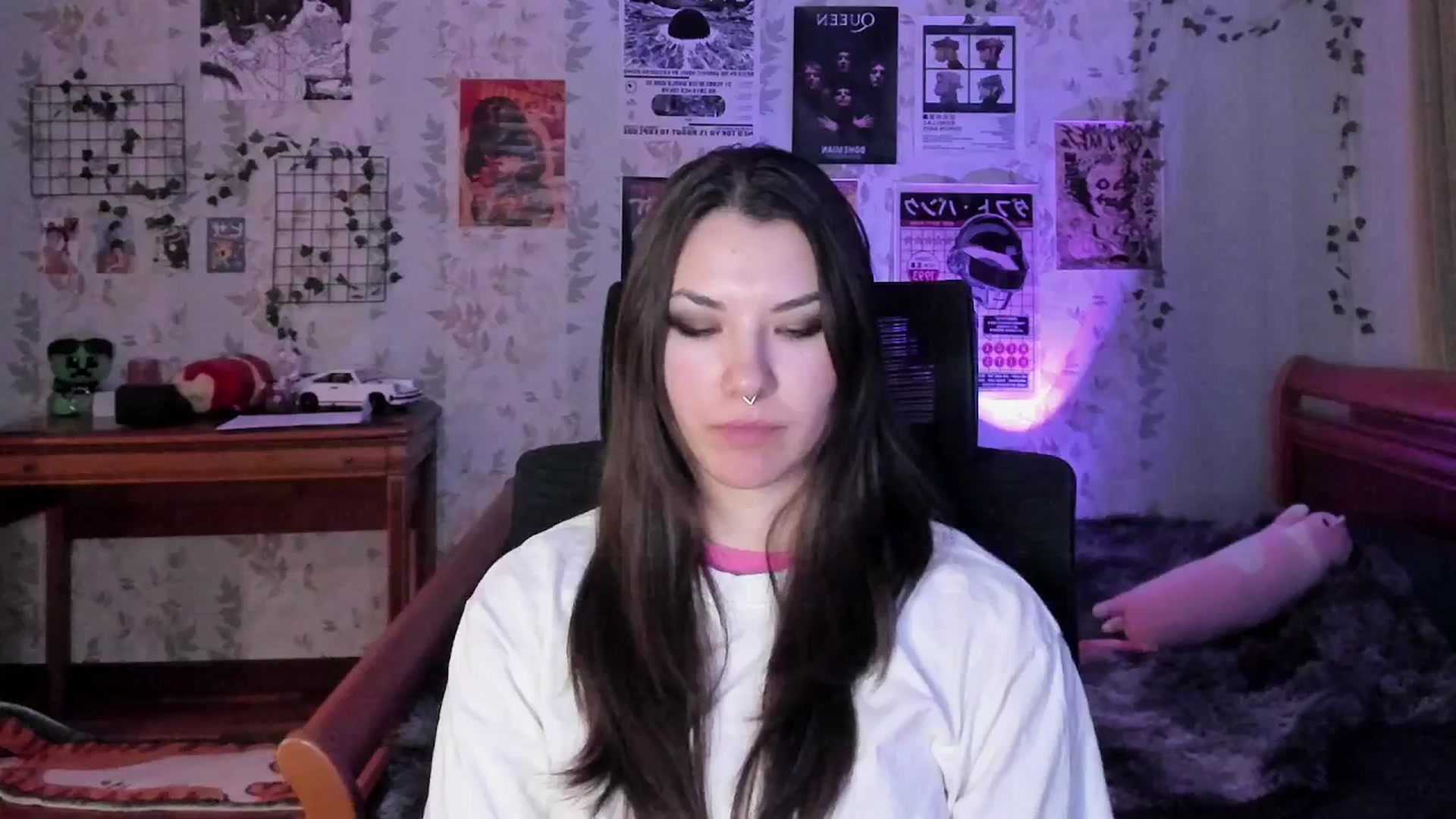 Gallery image thumbnail from AmnesiaGirl1's myfreecams stream on, 01/02/2026, 17:37 image 7 of 20