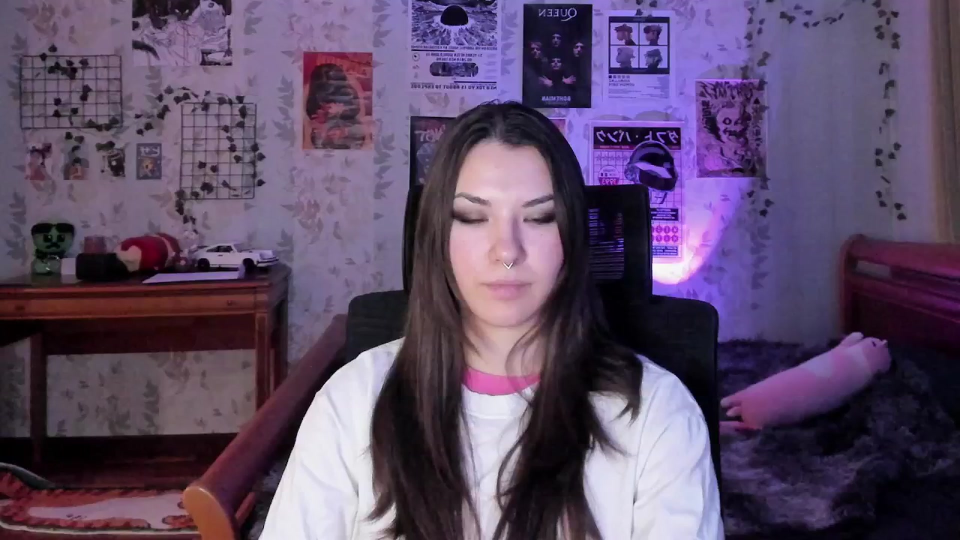 Gallery image thumbnail from AmnesiaGirl1's myfreecams stream on, 01/02/2026, 17:37 image 17 of 20