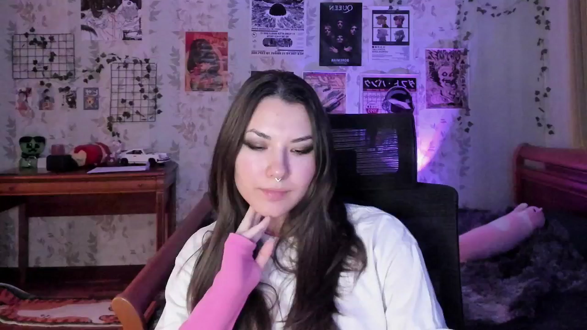 Gallery image thumbnail from AmnesiaGirl1's myfreecams stream on, 01/02/2026, 18:06 image 5 of 20