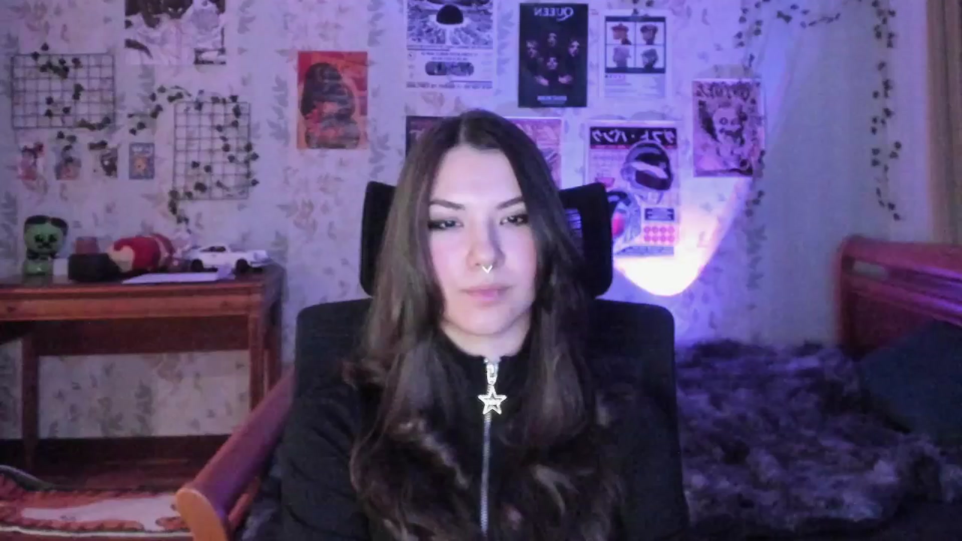 Gallery image thumbnail from AmnesiaGirl1's myfreecams stream on, 01/05/2026, 18:59 image 20 of 20