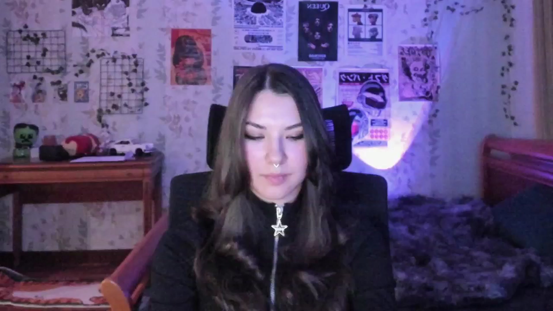 Gallery image thumbnail from AmnesiaGirl1's myfreecams stream on, 01/05/2026, 18:59 image 19 of 20