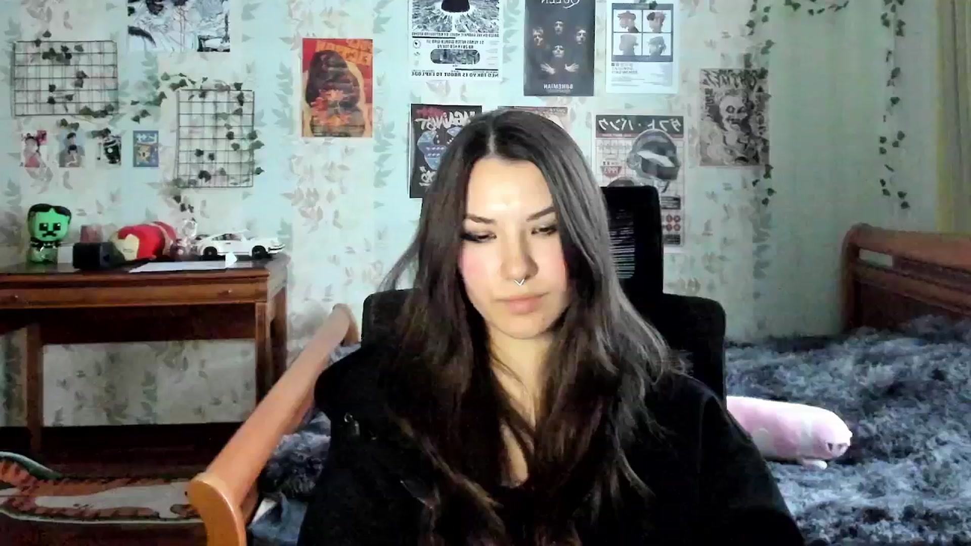 Gallery image thumbnail from AmnesiaGirl1's myfreecams stream on, 01/15/2026, 14:04 image 14 of 20