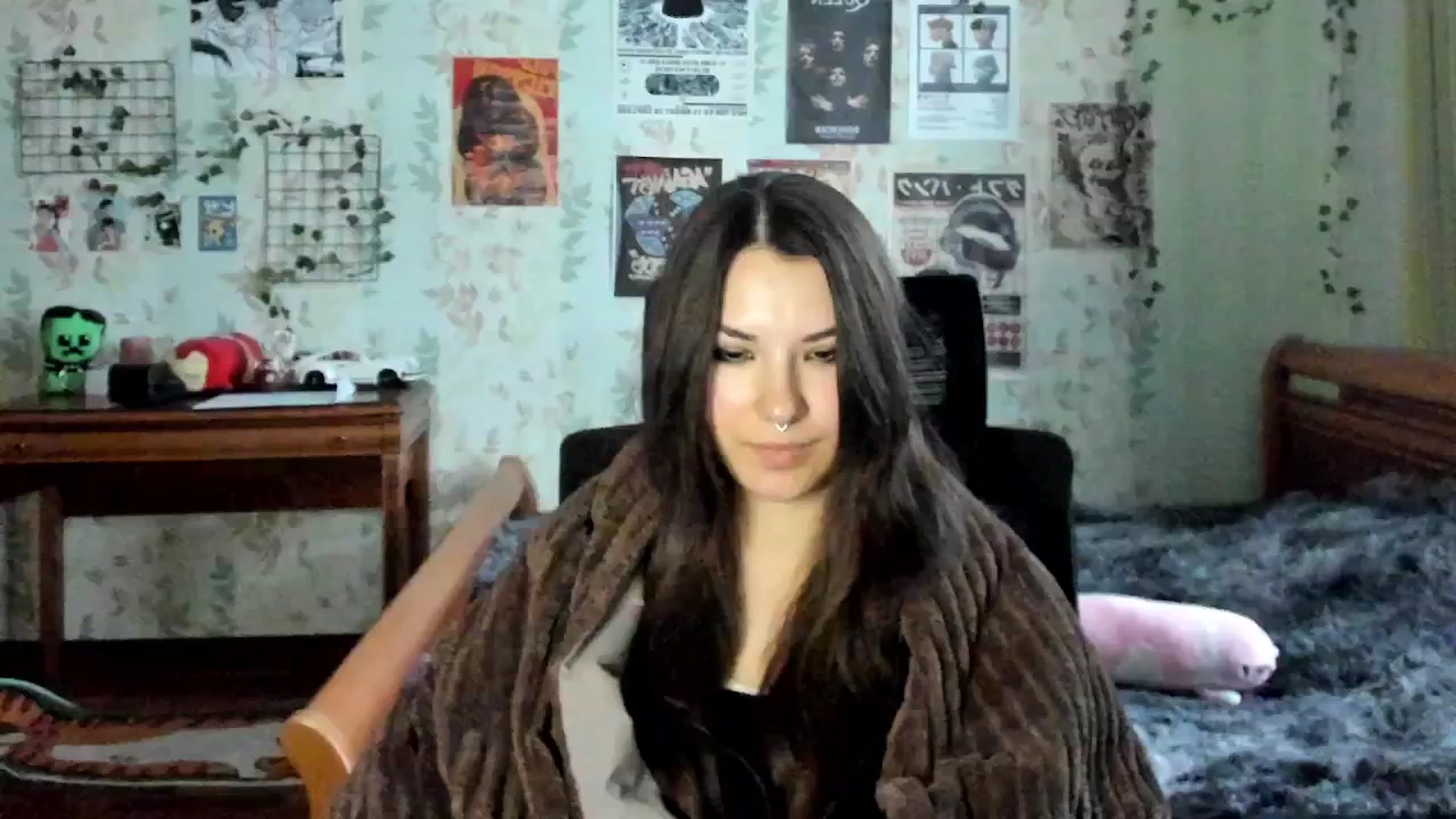 Gallery image thumbnail from AmnesiaGirl1's myfreecams stream on, 01/15/2026, 14:04 image 17 of 20