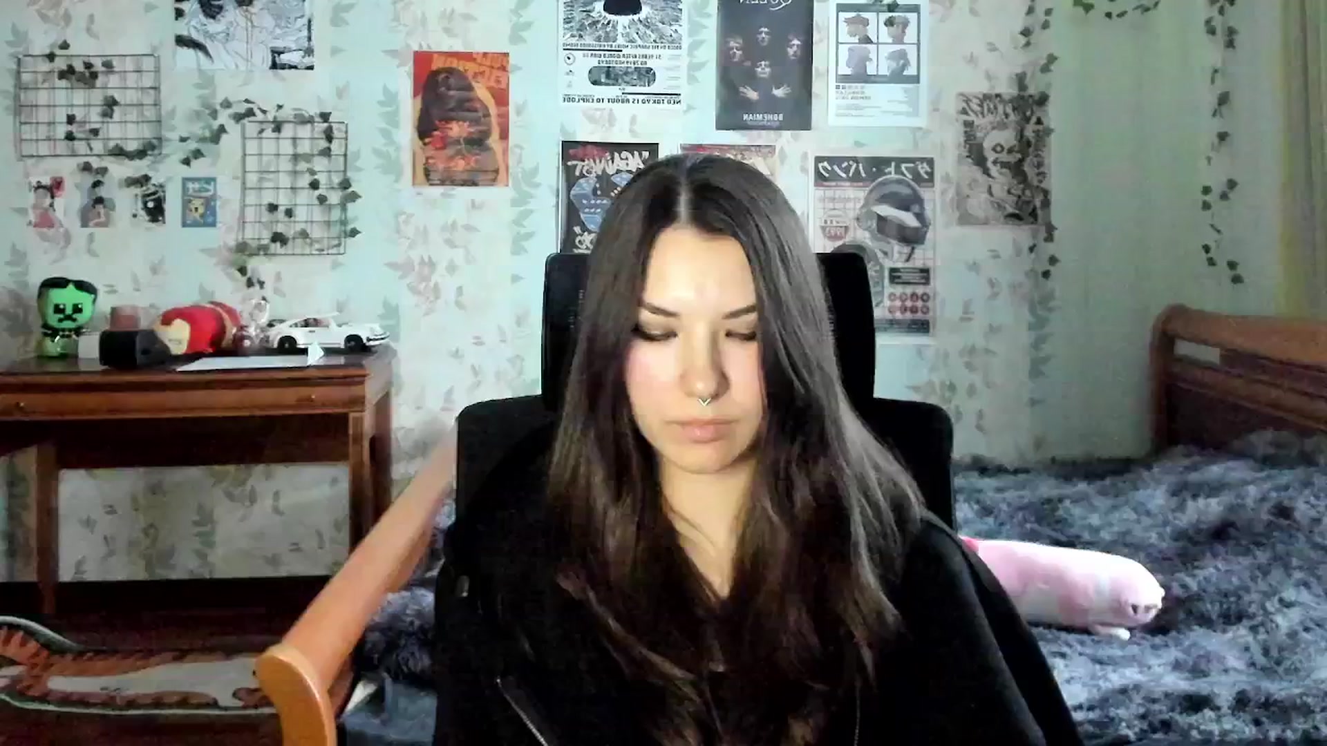 Gallery image thumbnail from AmnesiaGirl1's myfreecams stream on, 01/15/2026, 14:04 image 13 of 20
