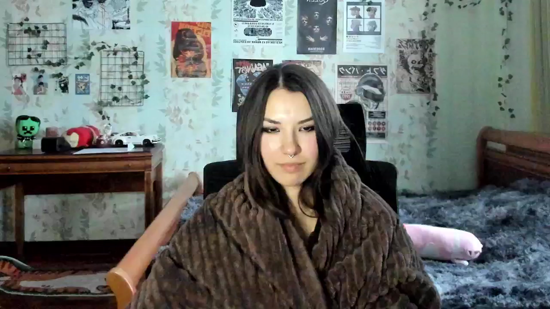 Gallery image thumbnail from AmnesiaGirl1's myfreecams stream on, 01/15/2026, 14:04 image 16 of 20