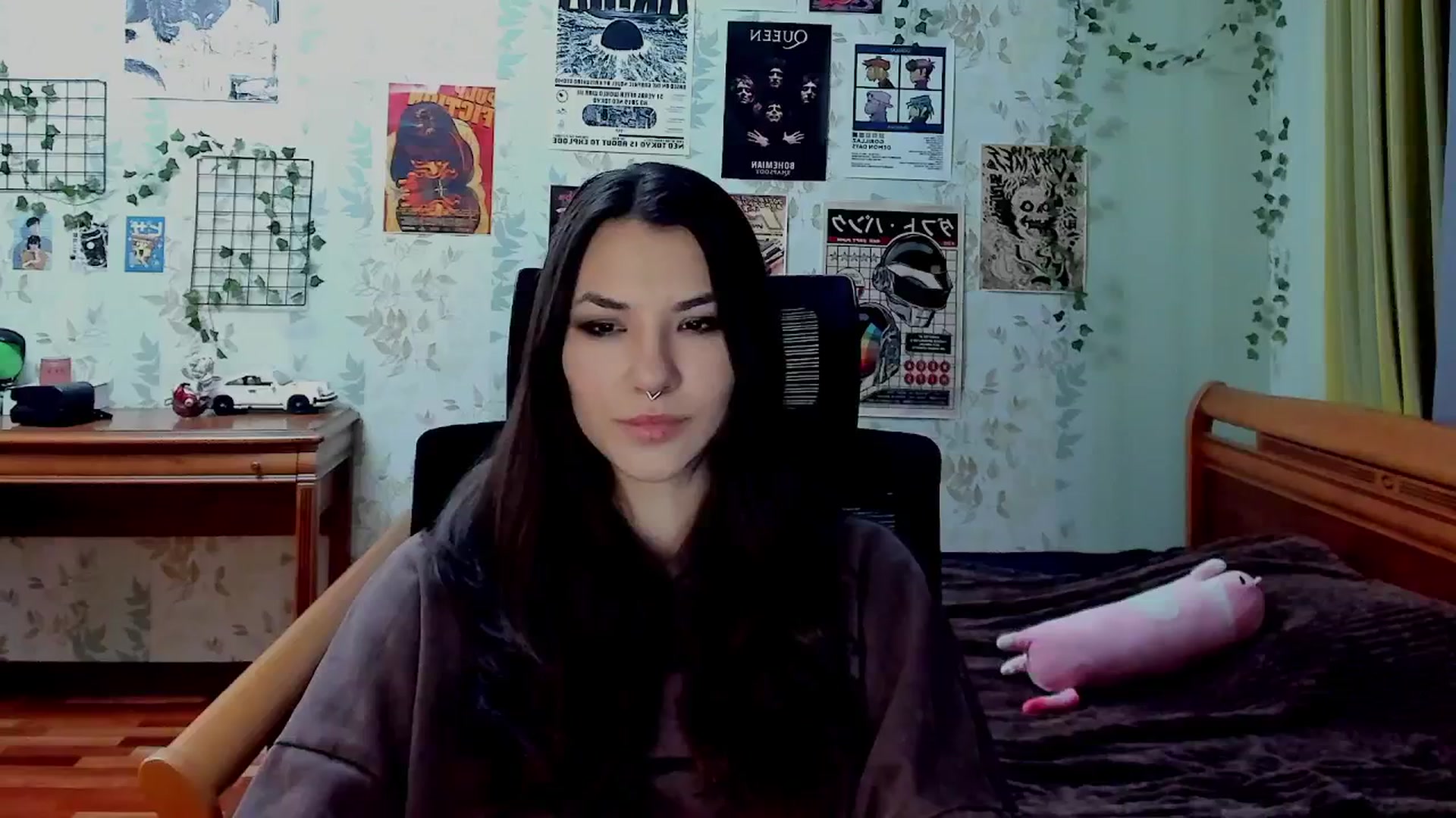 Gallery image thumbnail from AmnesiaGirl1's myfreecams stream on, 01/17/2026, 19:00 image 16 of 20