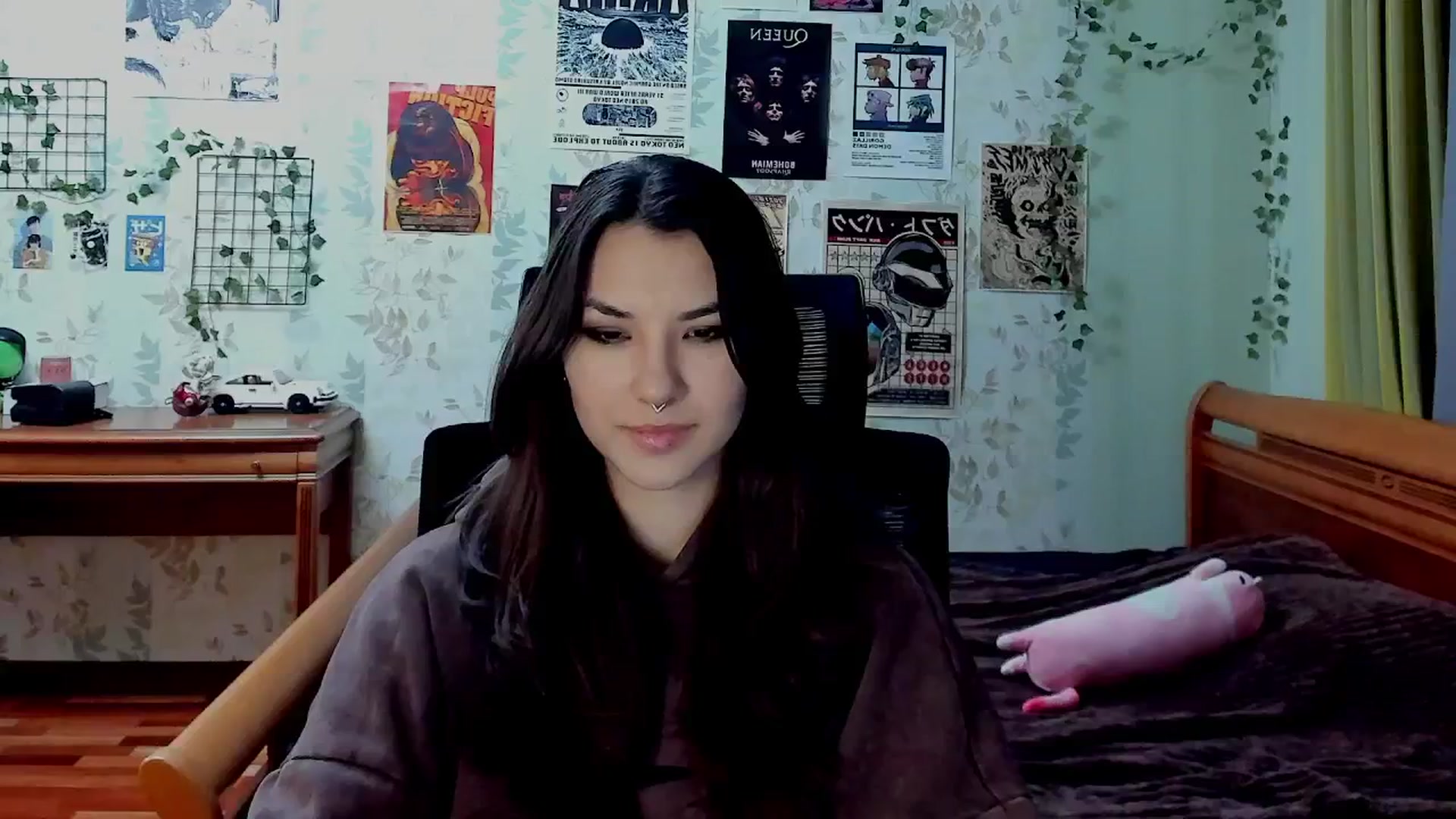 Gallery image thumbnail from AmnesiaGirl1's myfreecams stream on, 01/17/2026, 19:00 image 3 of 20