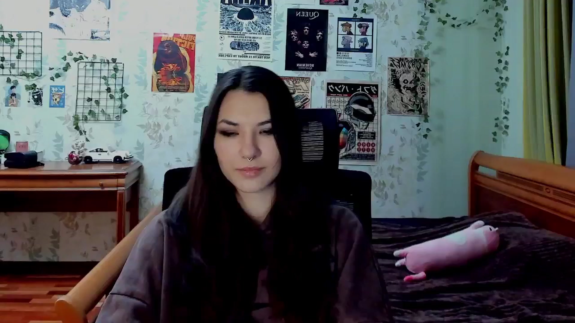 Gallery image thumbnail from AmnesiaGirl1's myfreecams stream on, 01/17/2026, 19:00 image 15 of 20
