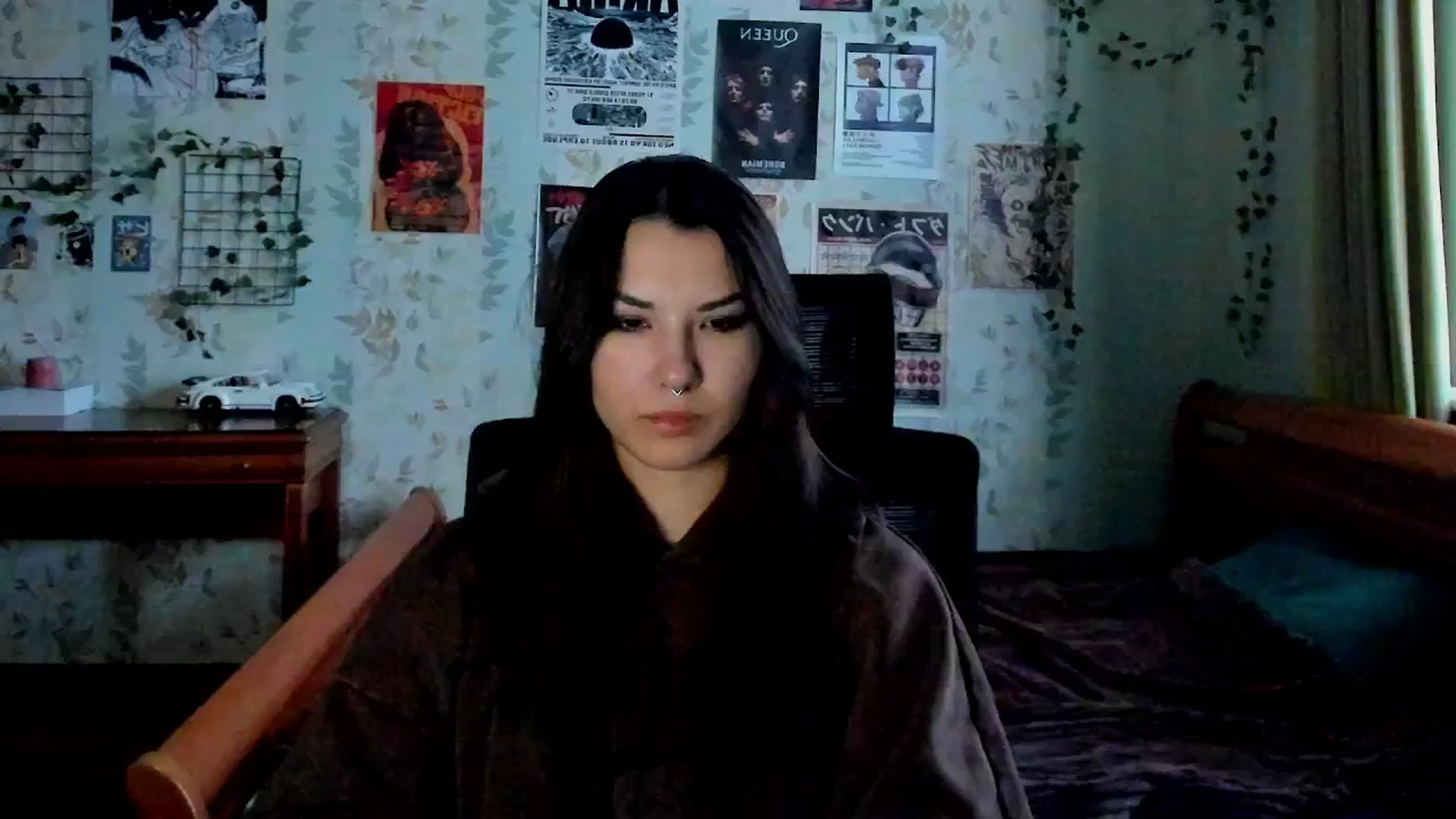 Gallery image thumbnail from AmnesiaGirl1's myfreecams stream on, 01/20/2026, 15:31 image 1 of 20
