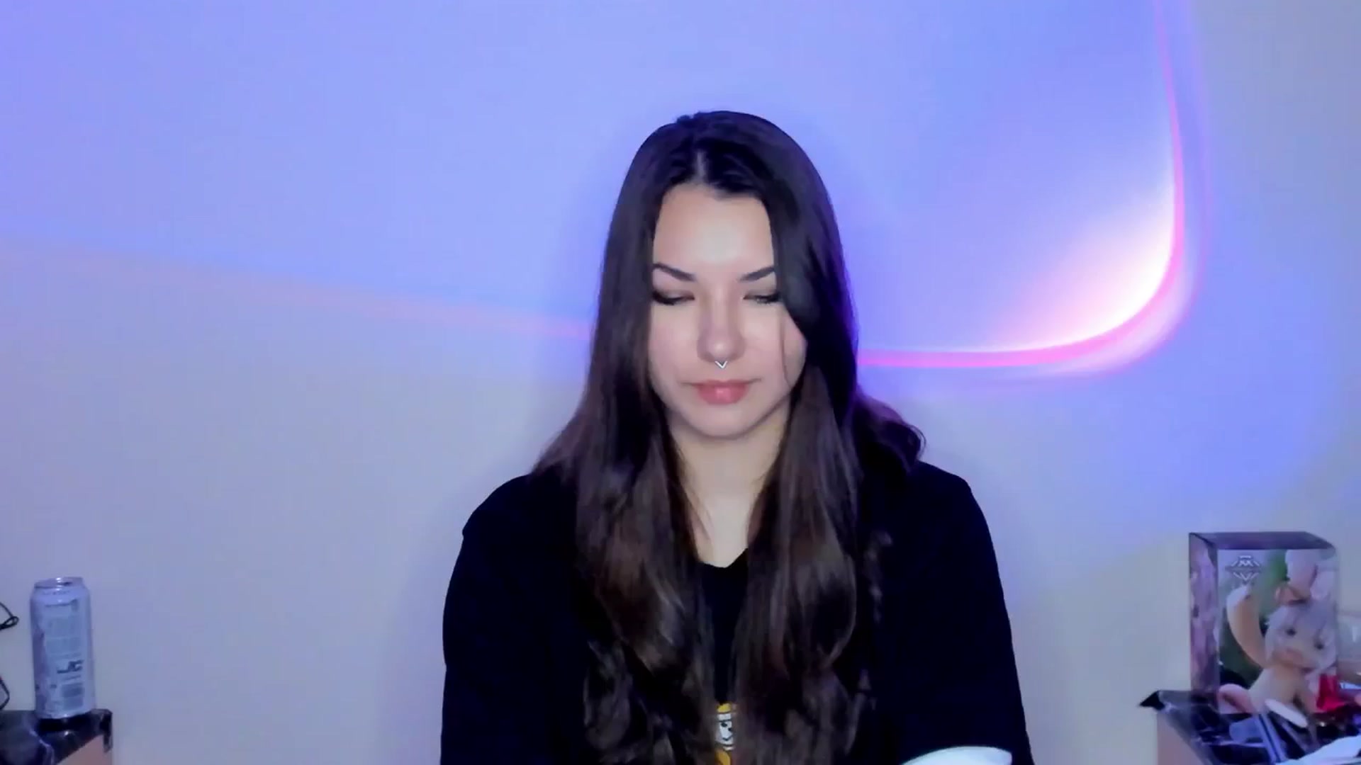 Gallery image thumbnail from AmnesiaGirl1's myfreecams stream on, 04/06/2026, 19:12 image 16 of 20