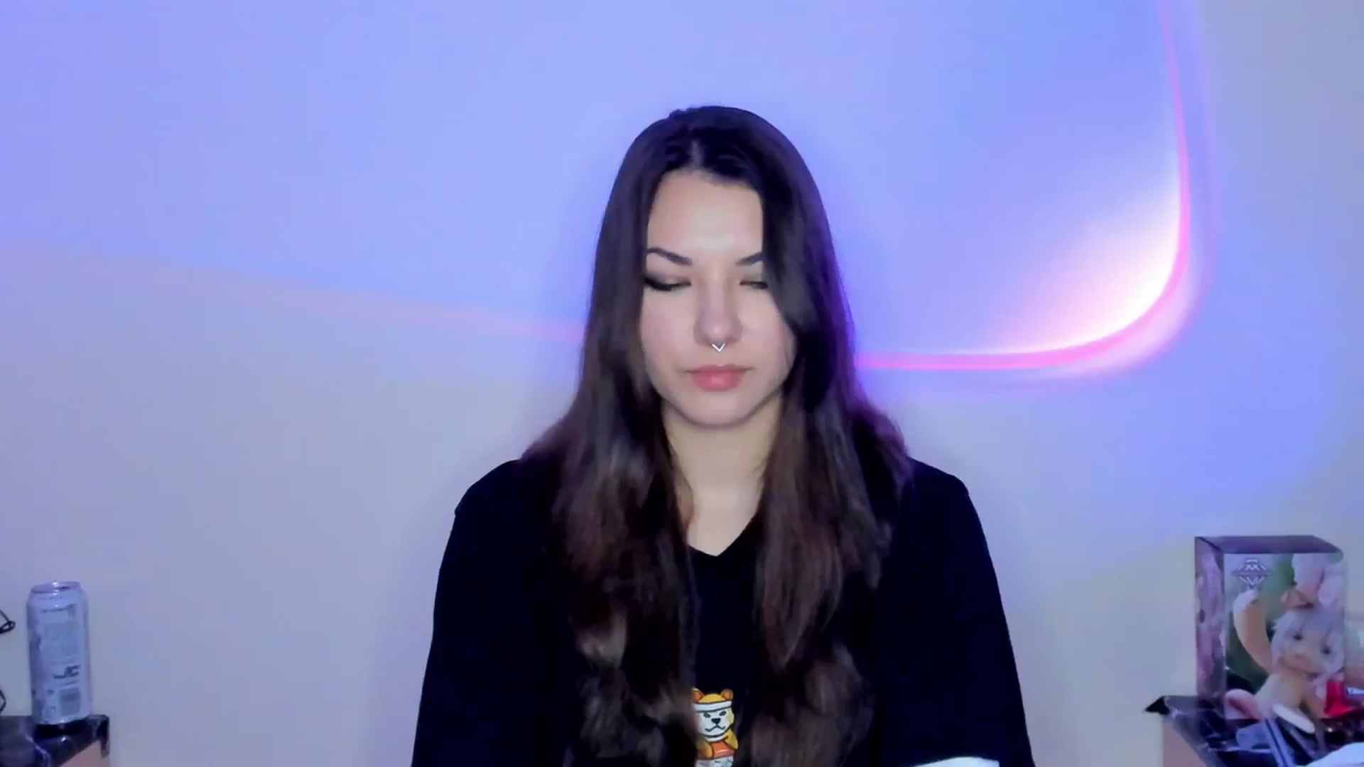 Gallery image thumbnail from AmnesiaGirl1's myfreecams stream on, 04/06/2026, 19:12 image 3 of 20