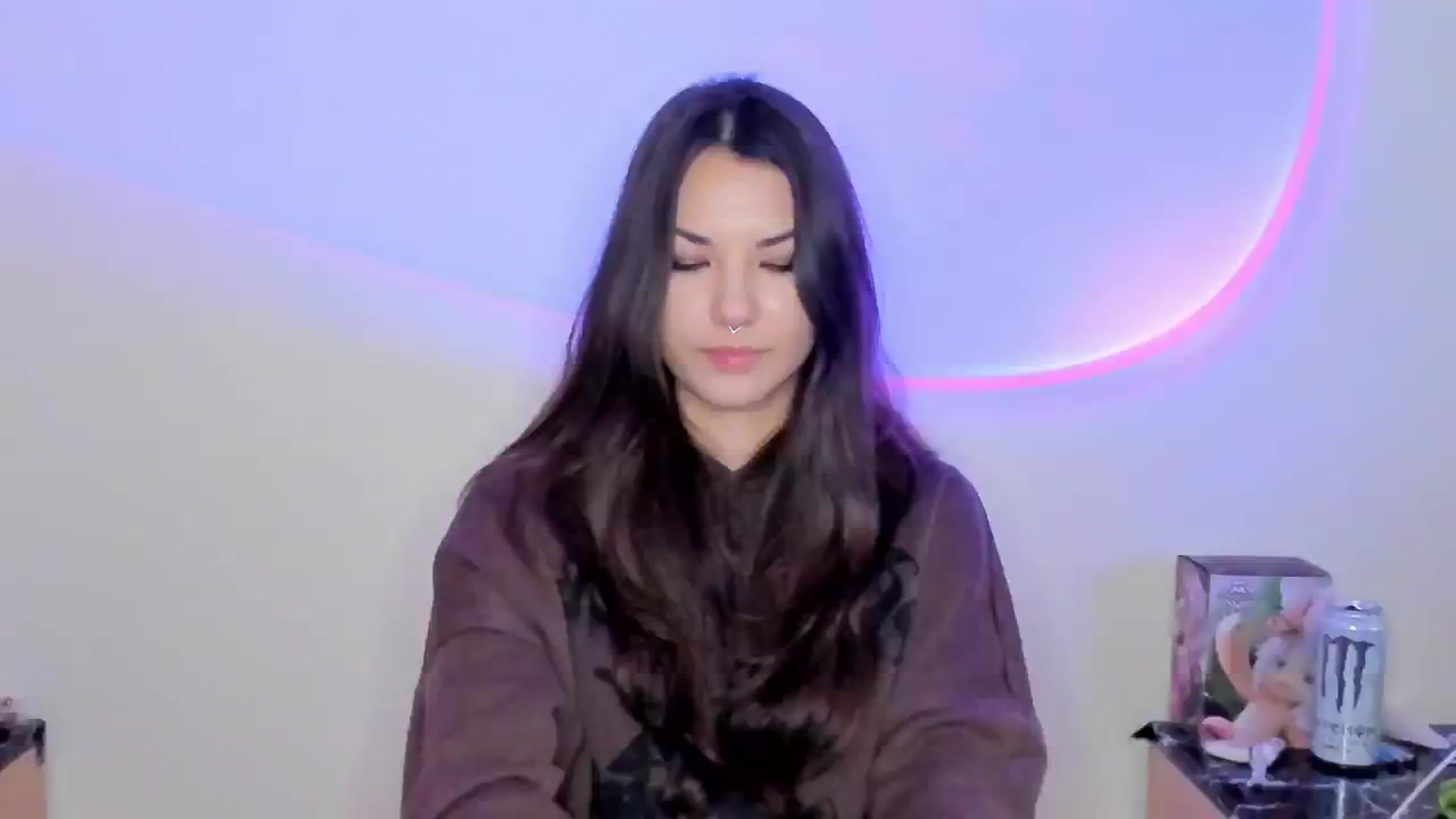 Gallery image thumbnail from AmnesiaGirl1's myfreecams stream on, 04/10/2026, 17:49 image 5 of 20