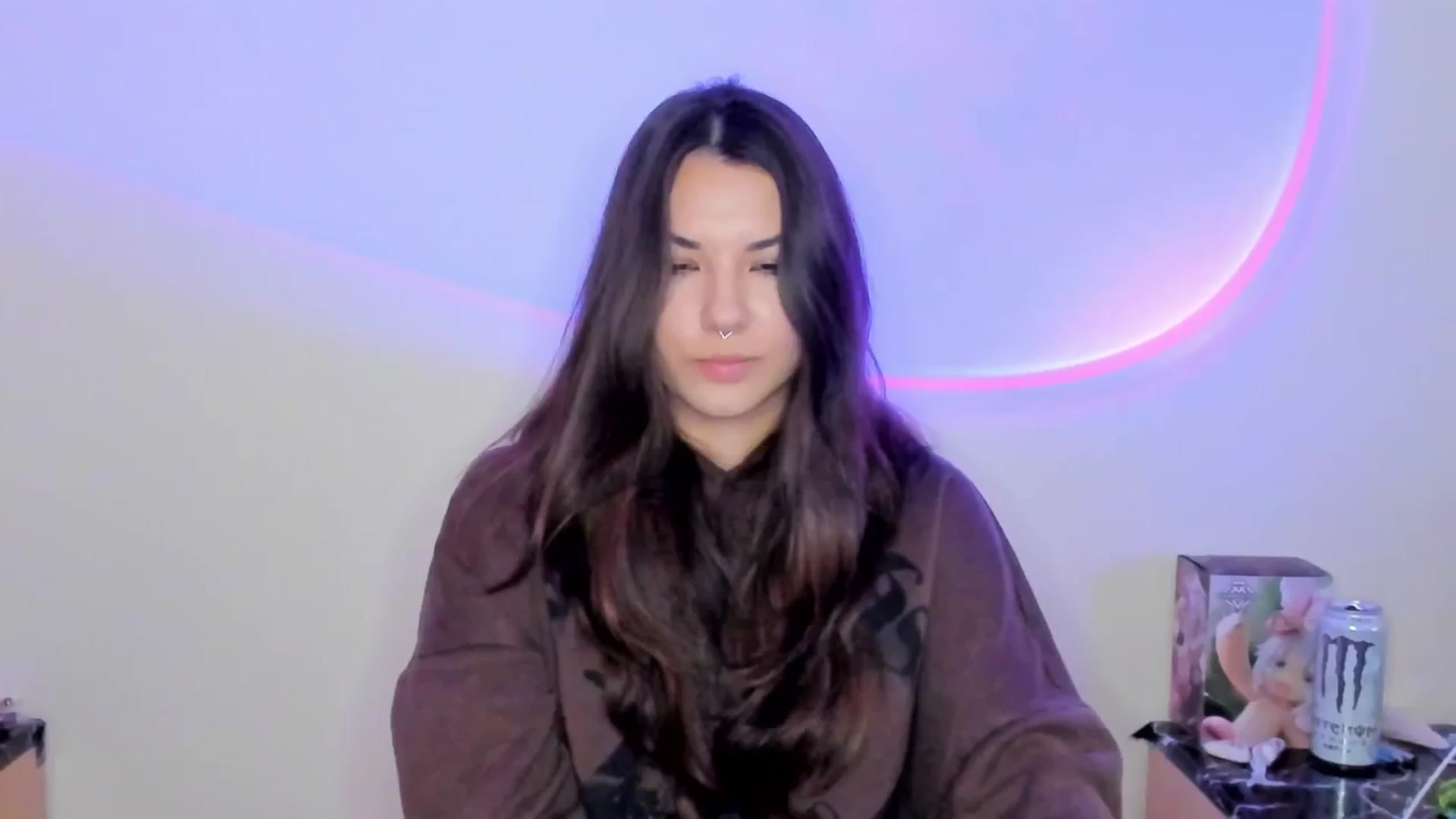 Gallery image thumbnail from AmnesiaGirl1's myfreecams stream on, 04/10/2026, 17:49 image 4 of 20