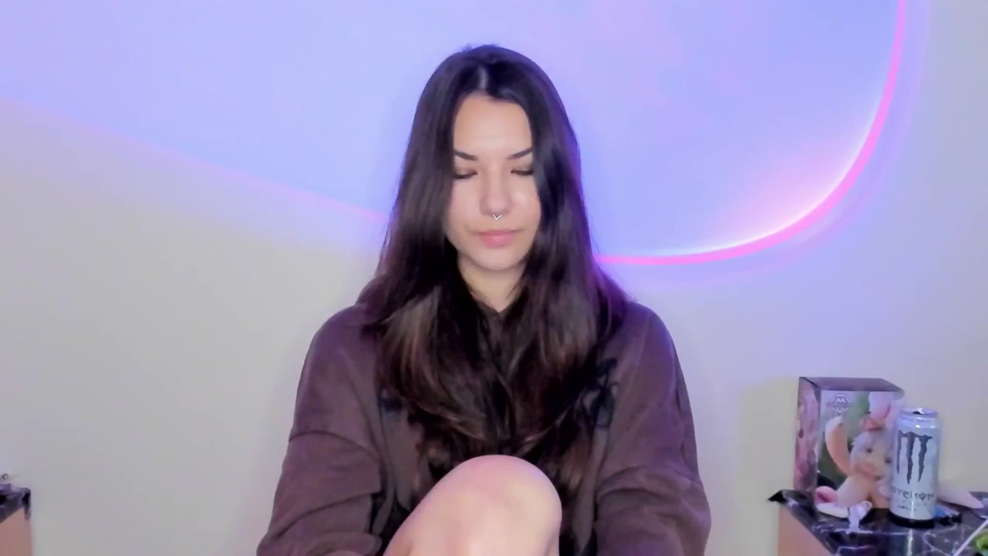 Gallery image thumbnail from AmnesiaGirl1's myfreecams stream on, 04/10/2026, 17:49 image 11 of 20