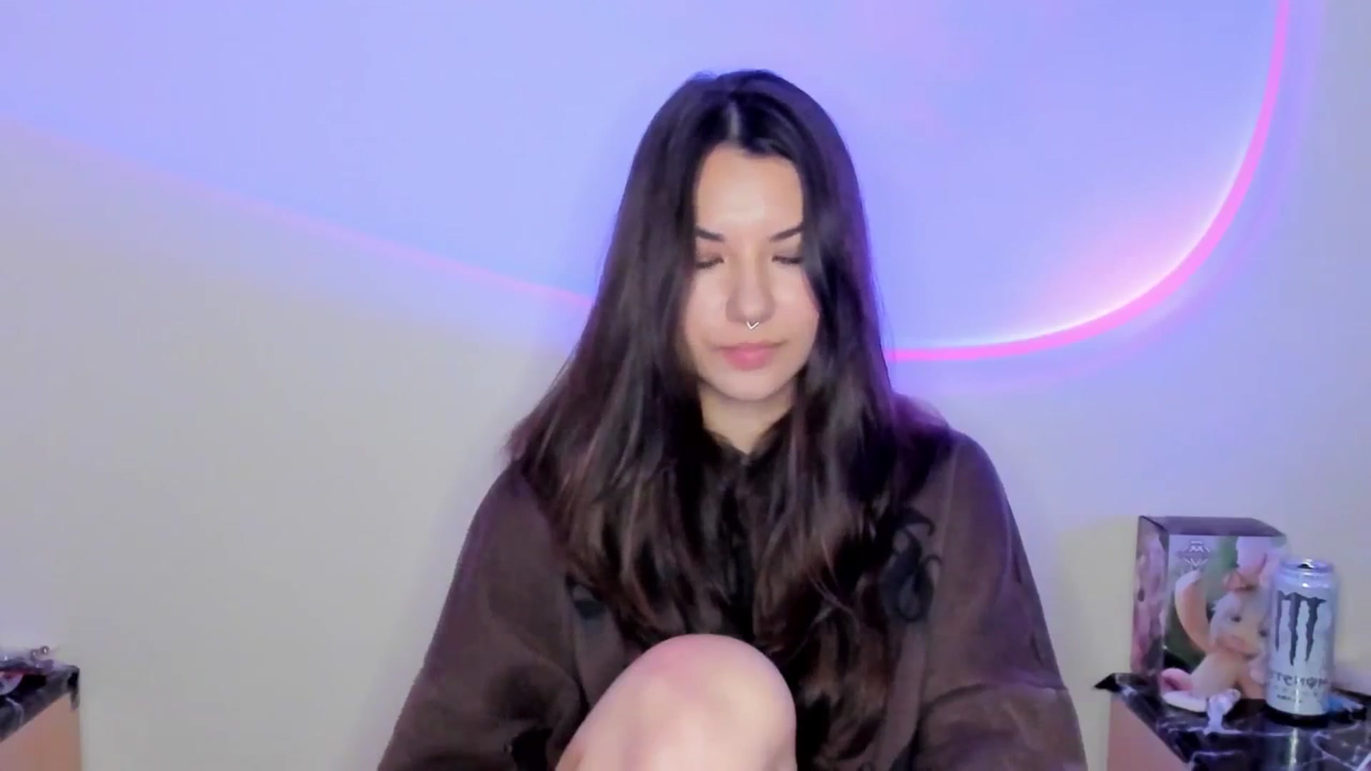 Gallery image thumbnail from AmnesiaGirl1's myfreecams stream on, 04/10/2026, 18:14 image 14 of 20