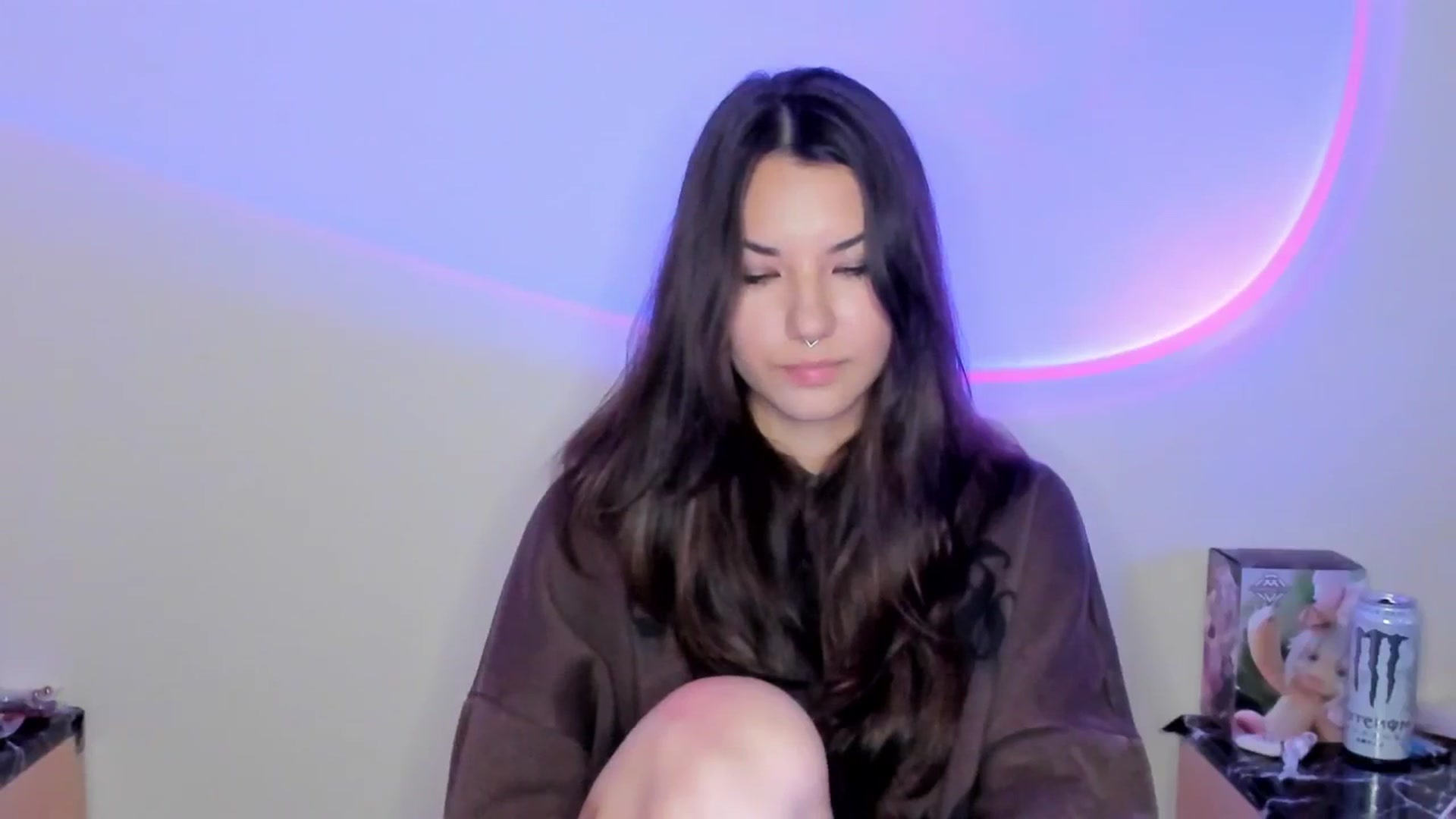 Gallery image thumbnail from AmnesiaGirl1's myfreecams stream on, 04/10/2026, 18:14 image 13 of 20
