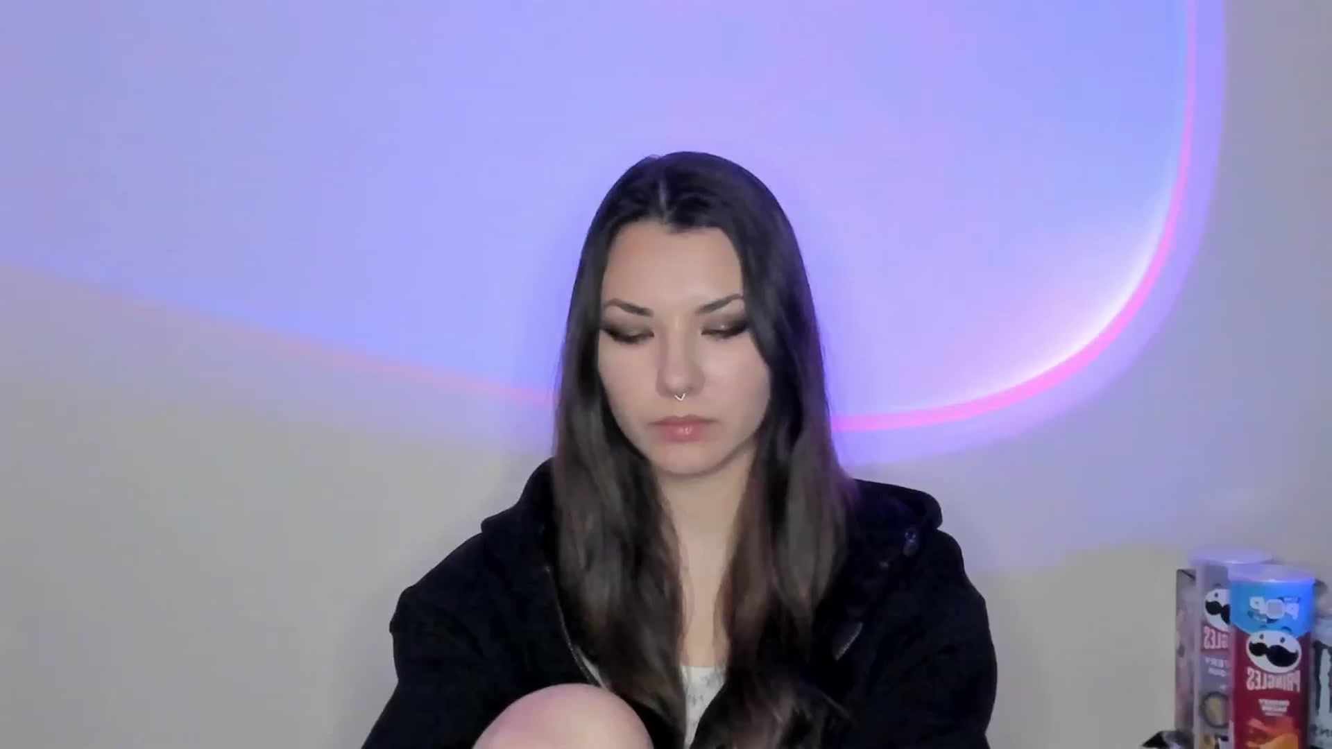 Gallery image thumbnail from AmnesiaGirl1's myfreecams stream on, 04/22/2026, 22:34 image 1 of 20