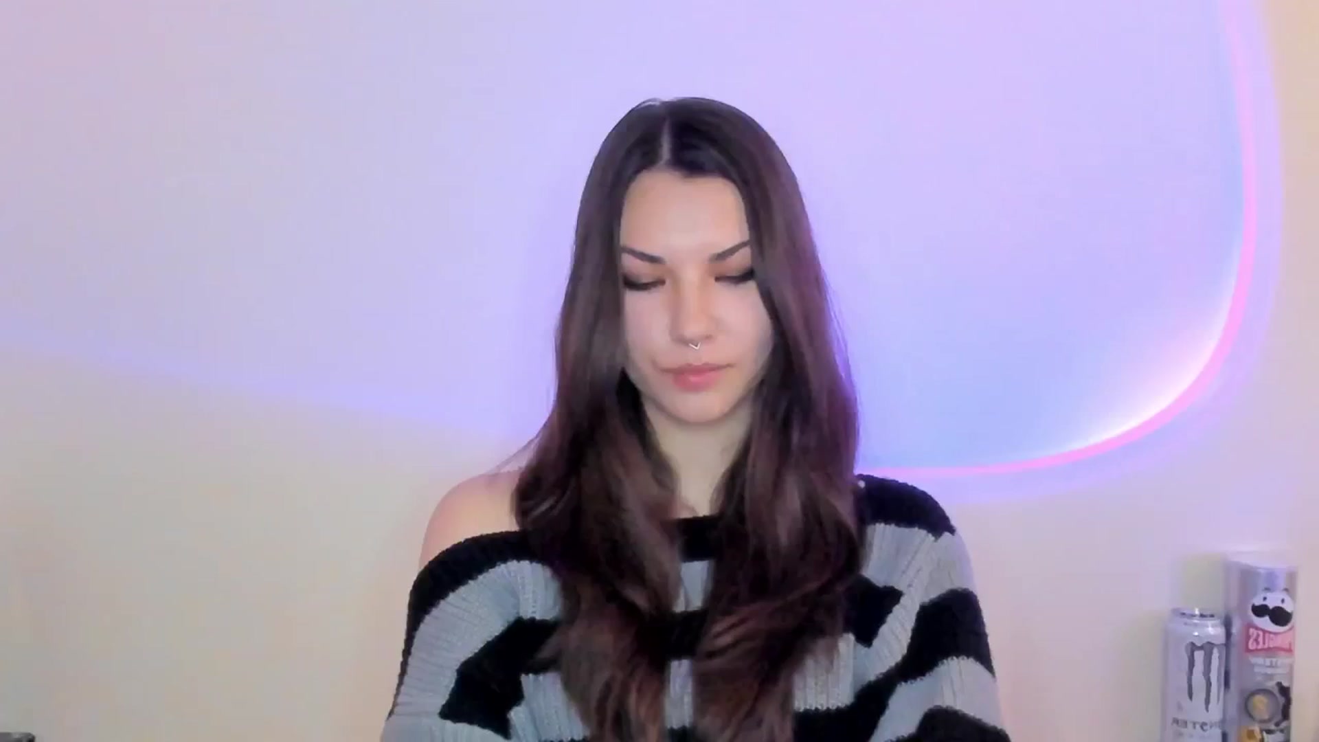 Gallery image thumbnail from AmnesiaGirl1's myfreecams stream on, 04/24/2026, 19:15 image 1 of 20