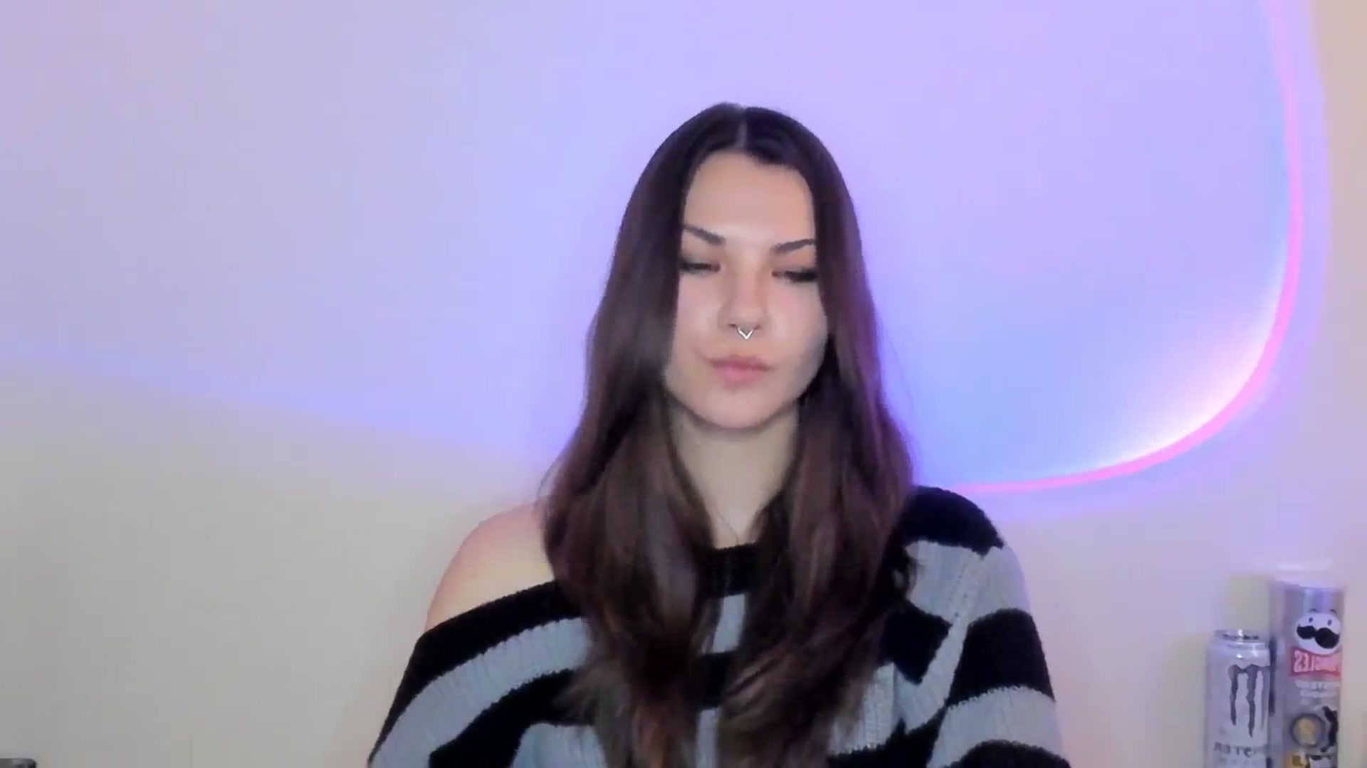 Gallery image thumbnail from AmnesiaGirl1's myfreecams stream on, 04/24/2026, 19:15 image 5 of 20