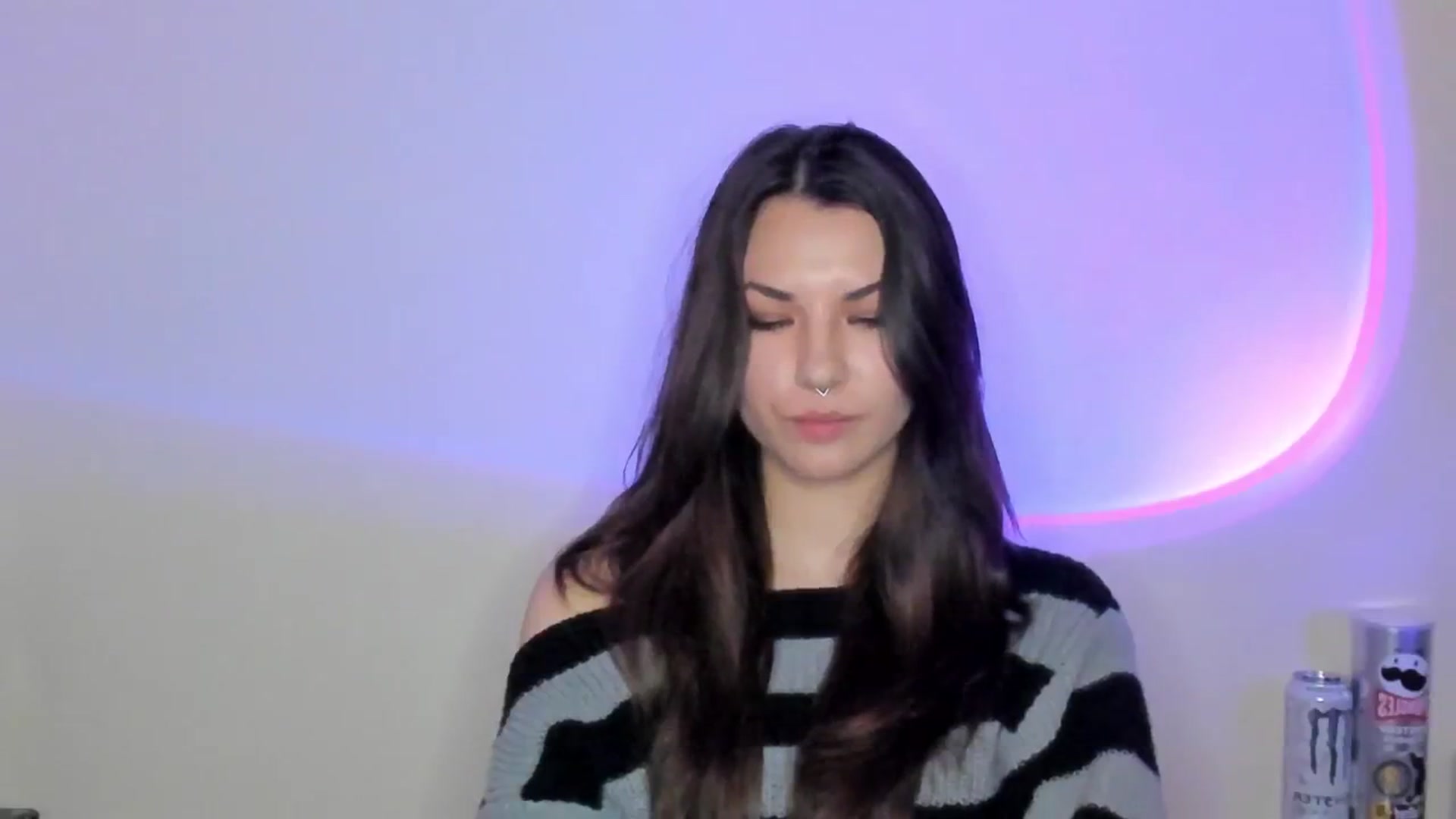 Gallery image thumbnail from AmnesiaGirl1's myfreecams stream on, 04/24/2026, 19:15 image 13 of 20