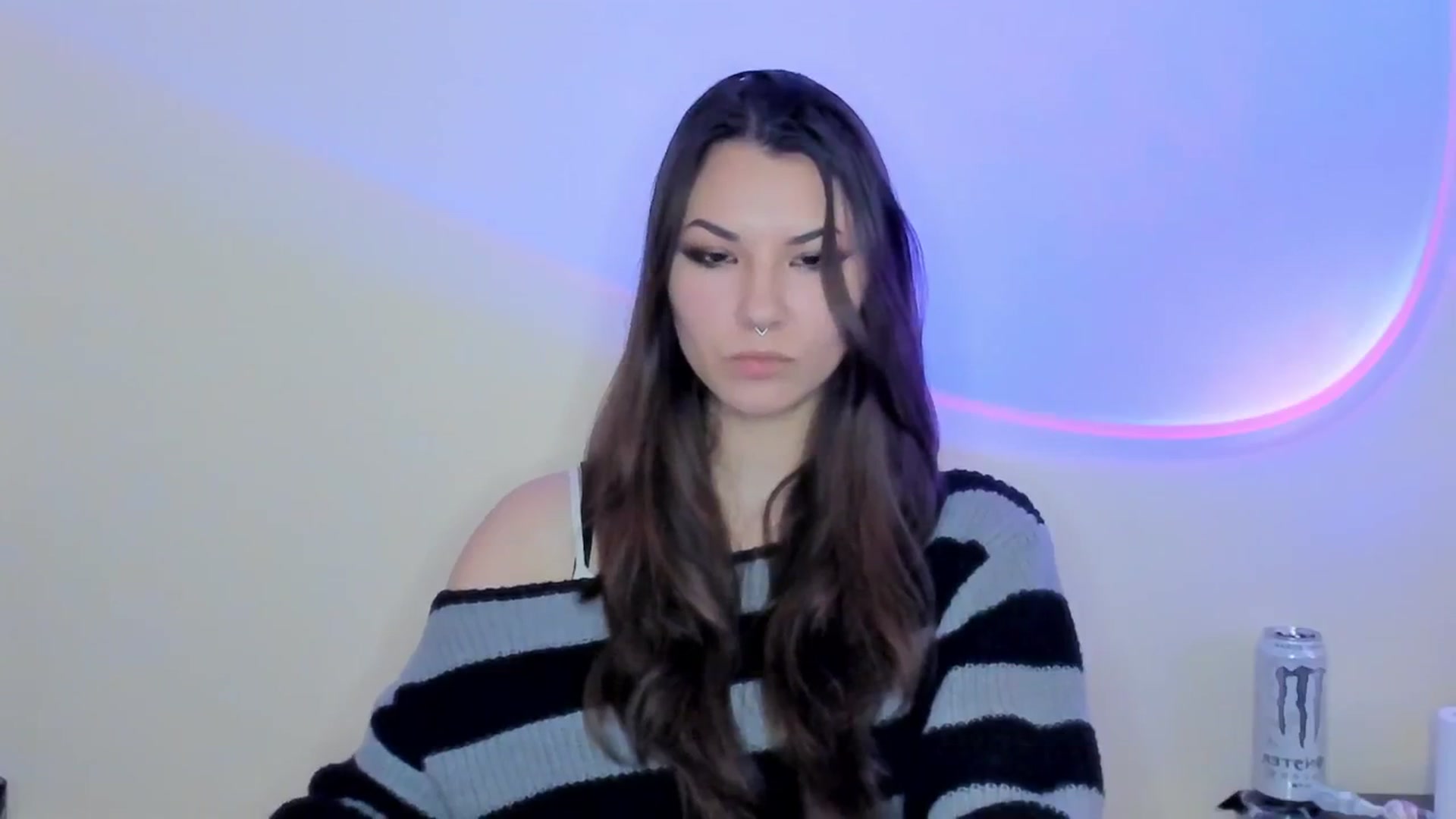 Gallery image thumbnail from AmnesiaGirl1's myfreecams stream on, 04/25/2026, 17:49 image 13 of 20