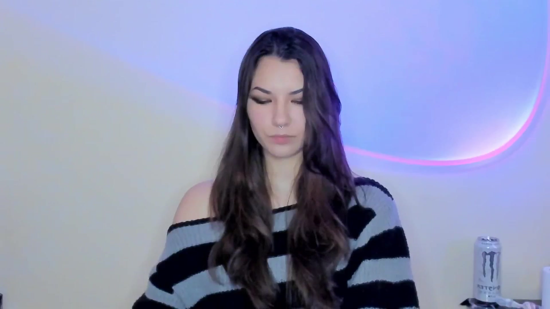 Gallery image thumbnail from AmnesiaGirl1's myfreecams stream on, 04/25/2026, 17:49 image 14 of 20