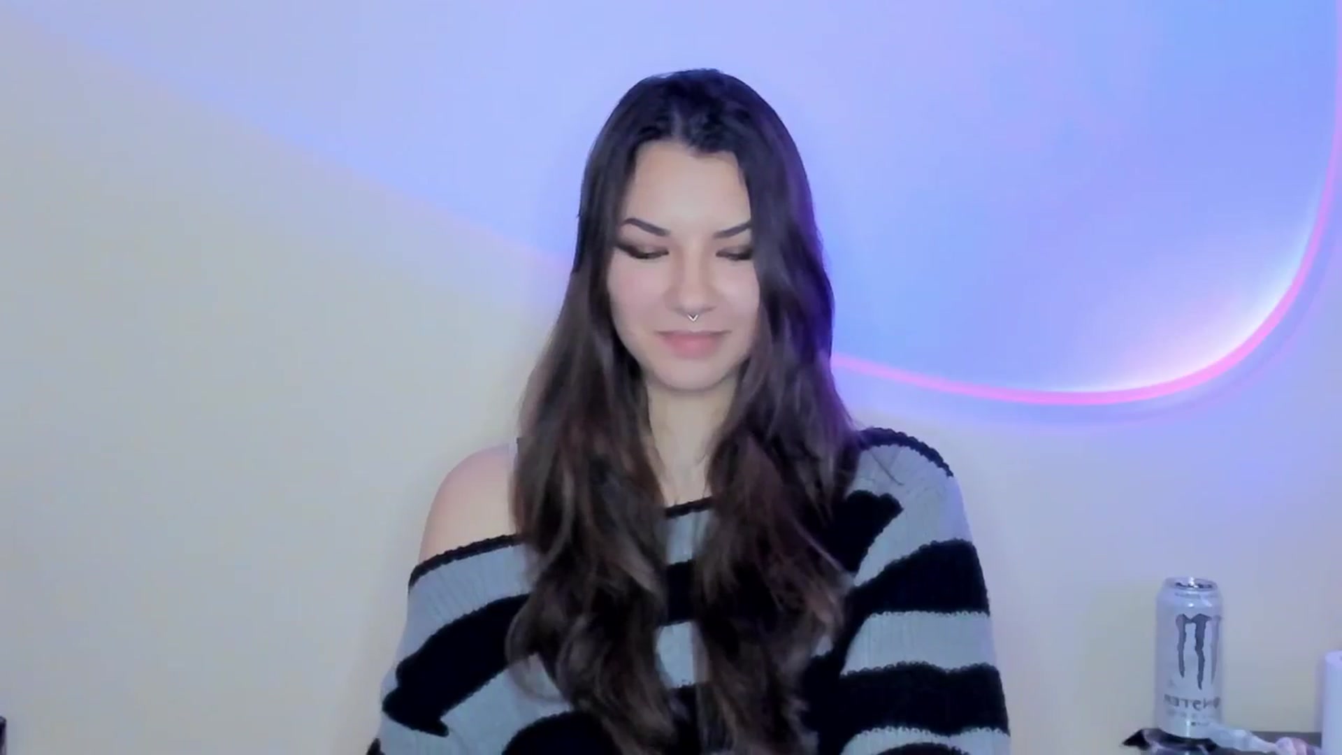 Gallery image thumbnail from AmnesiaGirl1's myfreecams stream on, 04/25/2026, 17:49 image 18 of 20