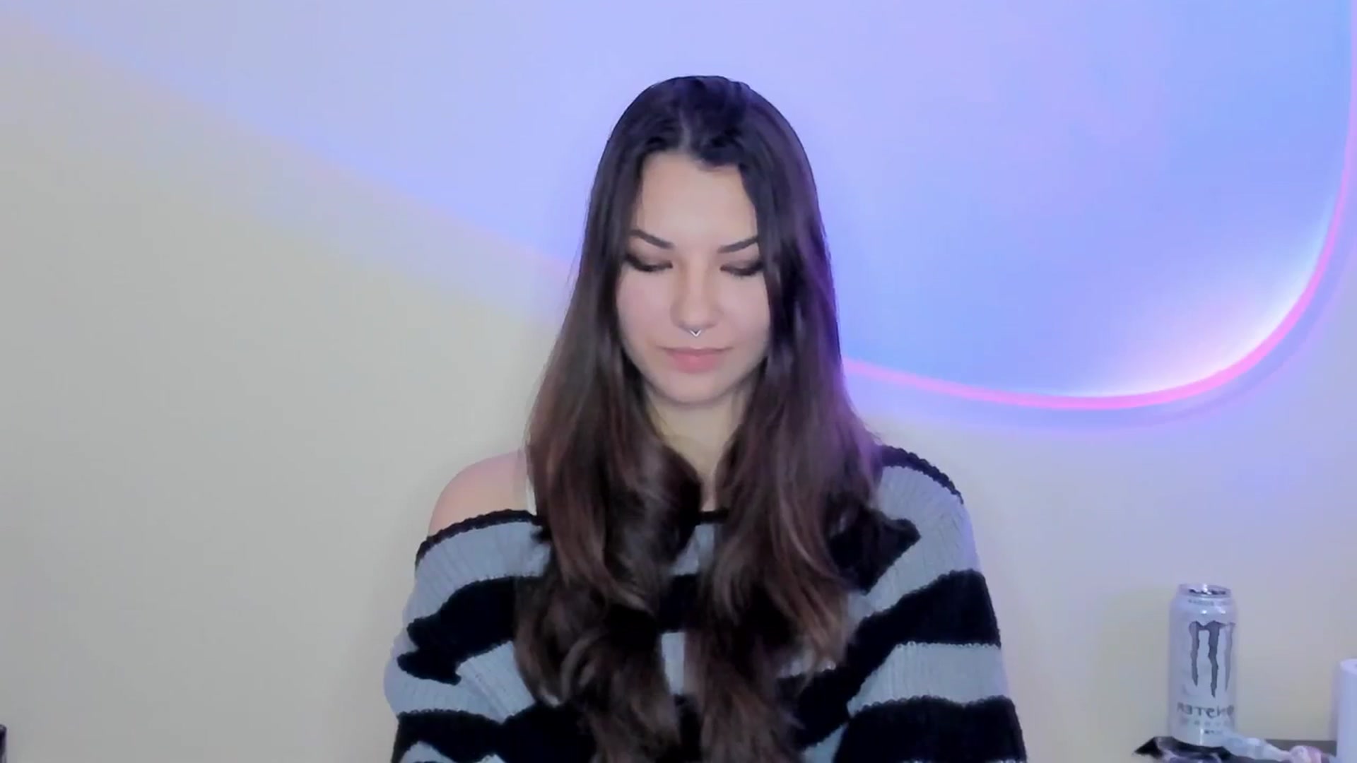 Gallery image thumbnail from AmnesiaGirl1's myfreecams stream on, 04/25/2026, 17:49 image 5 of 20