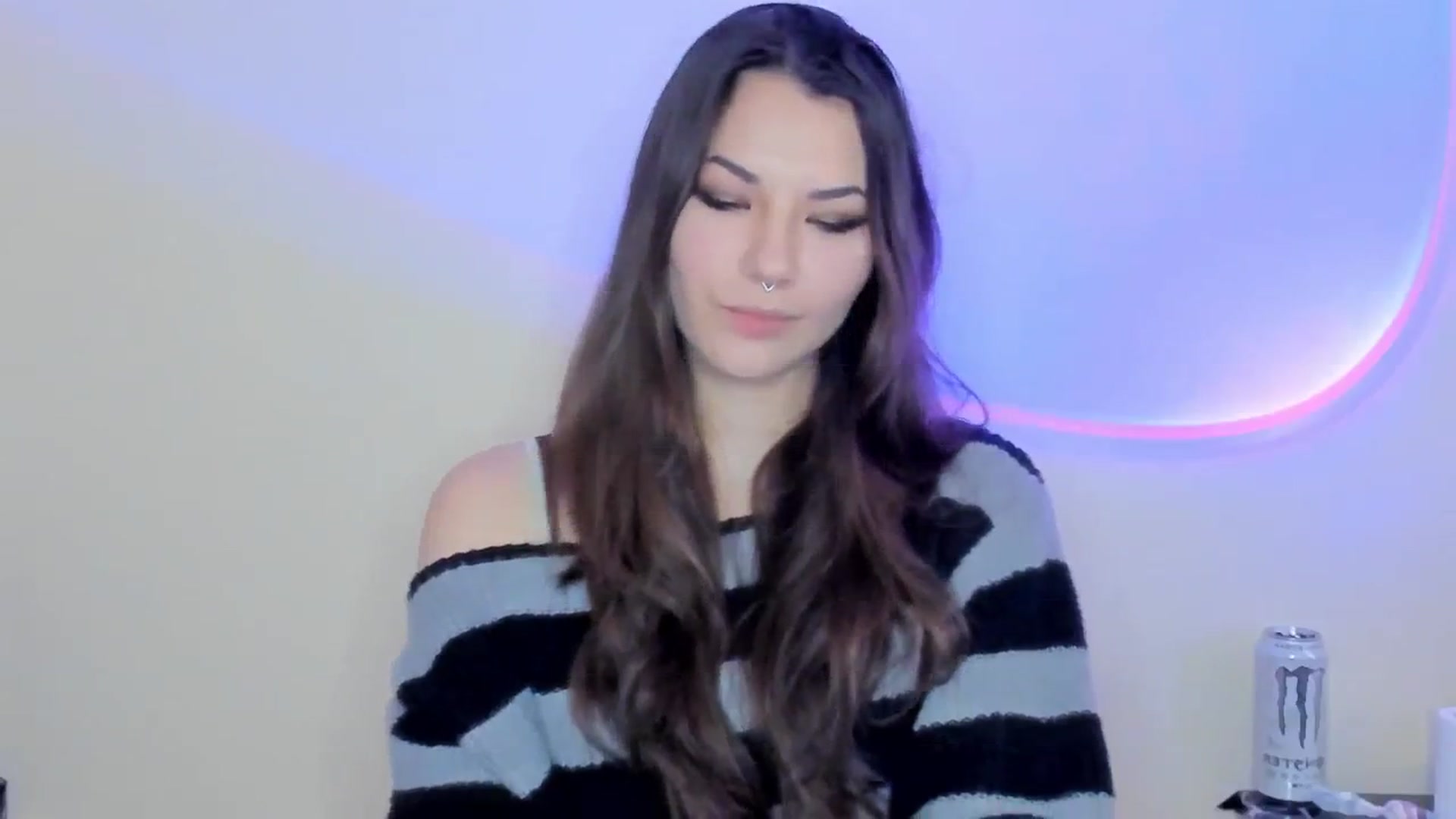 Gallery image thumbnail from AmnesiaGirl1's myfreecams stream on, 04/25/2026, 17:49 image 10 of 20