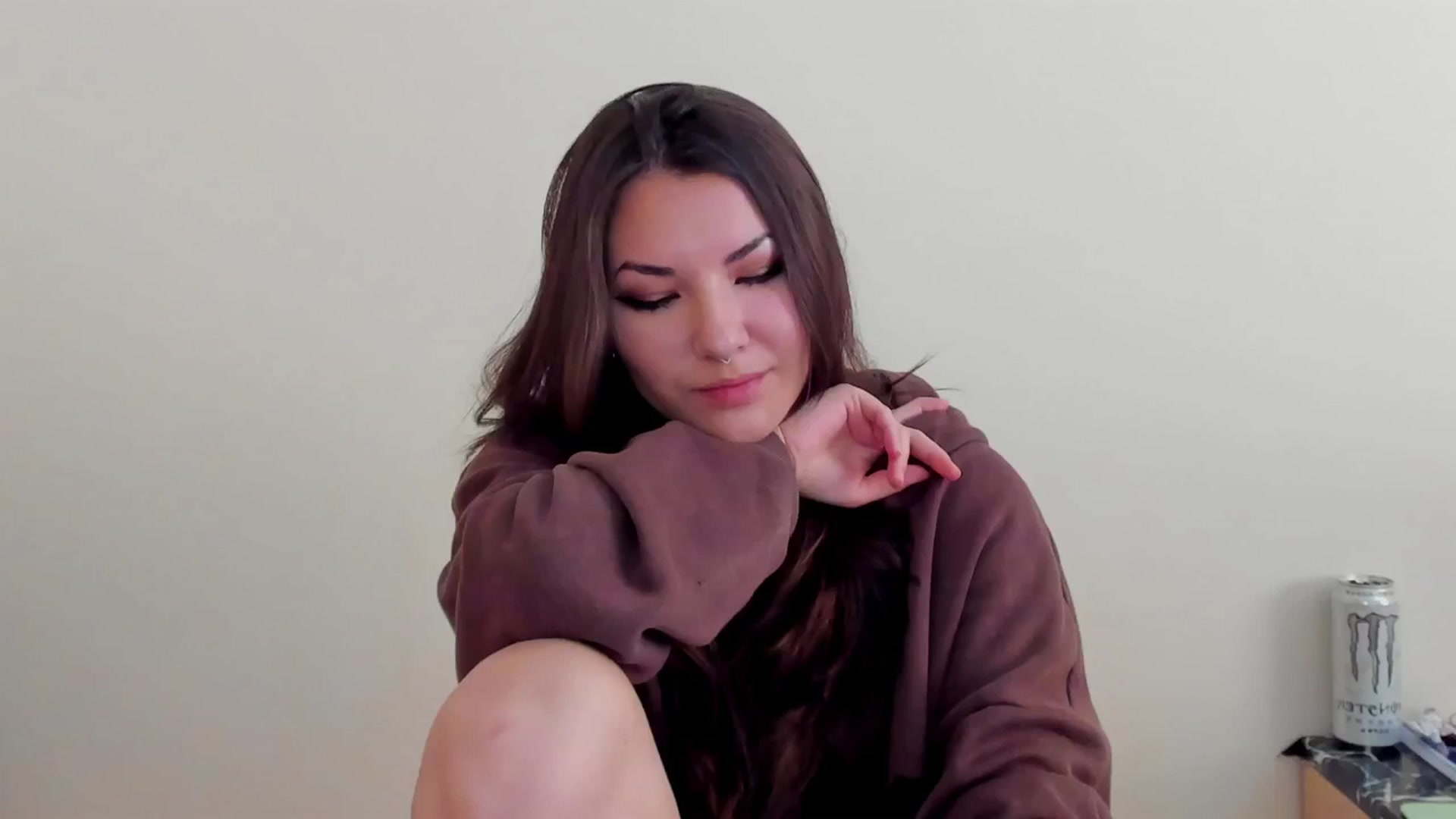Gallery image thumbnail from AmnesiaGirl1's myfreecams stream on, 04/29/2026, 15:18 image 9 of 20