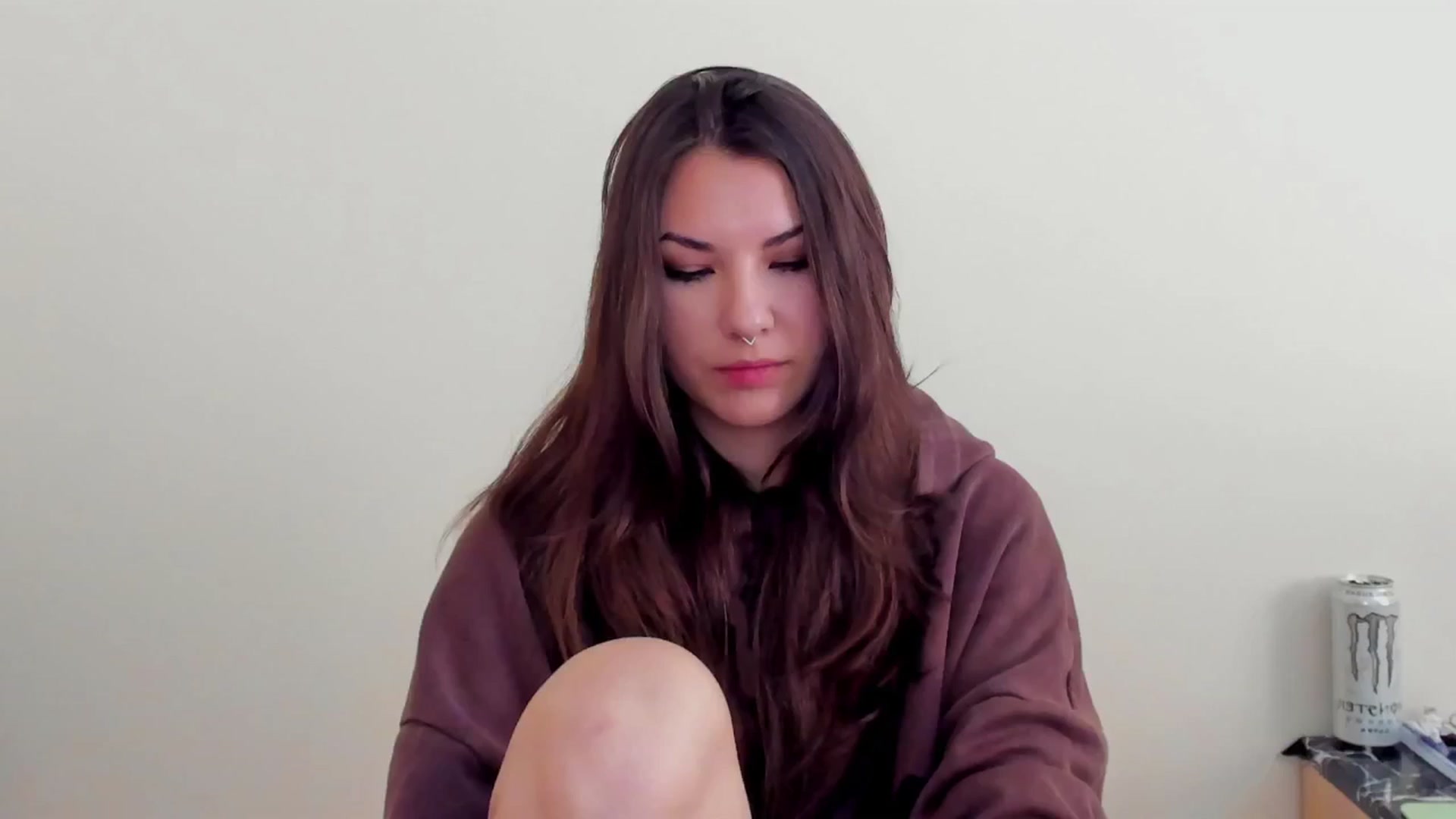 Gallery image thumbnail from AmnesiaGirl1's myfreecams stream on, 04/29/2026, 15:18 image 14 of 20
