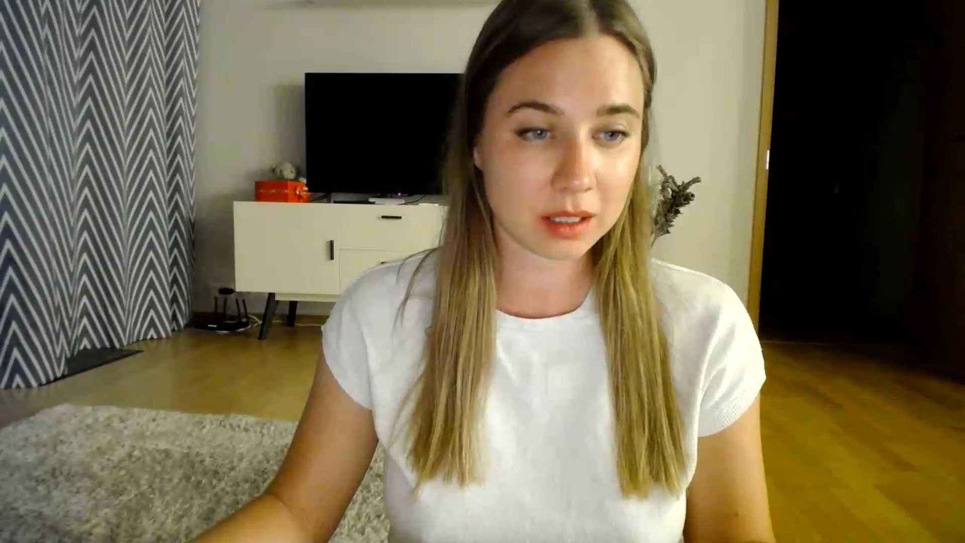 Gallery image thumbnail from AmoAmour's myfreecams stream on, 08/14/2026, 20:23 image 10 of 20