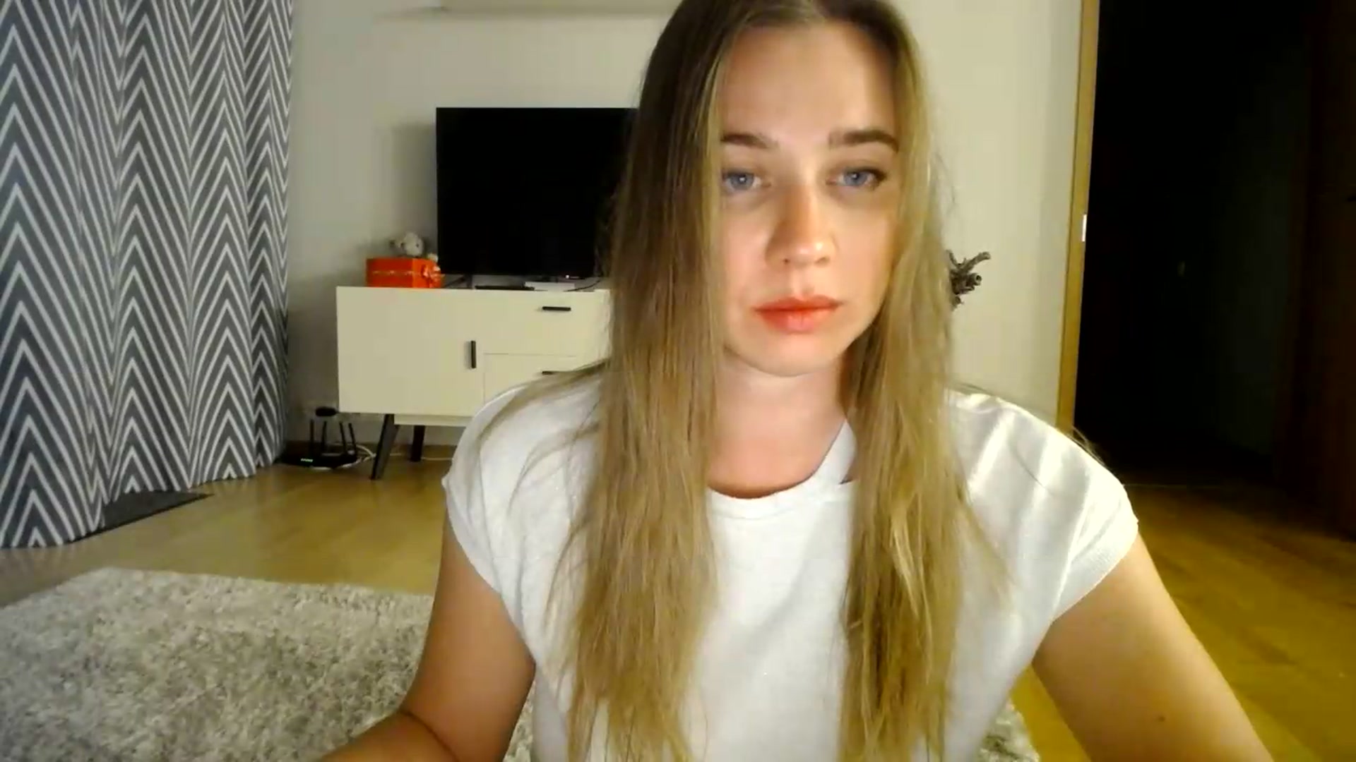 Gallery image thumbnail from AmoAmour's myfreecams stream on, 08/14/2026, 20:23 image 3 of 20