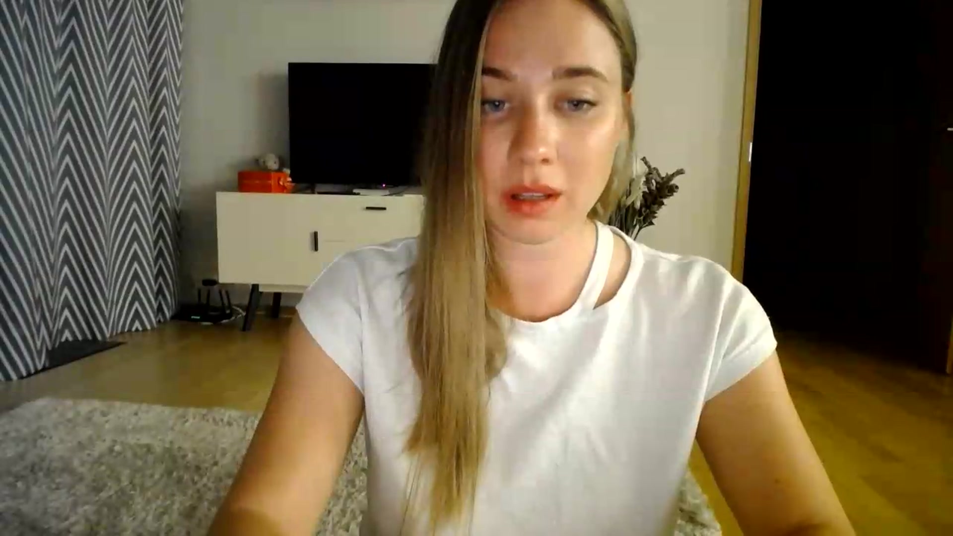 Gallery image thumbnail from AmoAmour's myfreecams stream on, 08/14/2026, 20:23 image 20 of 20