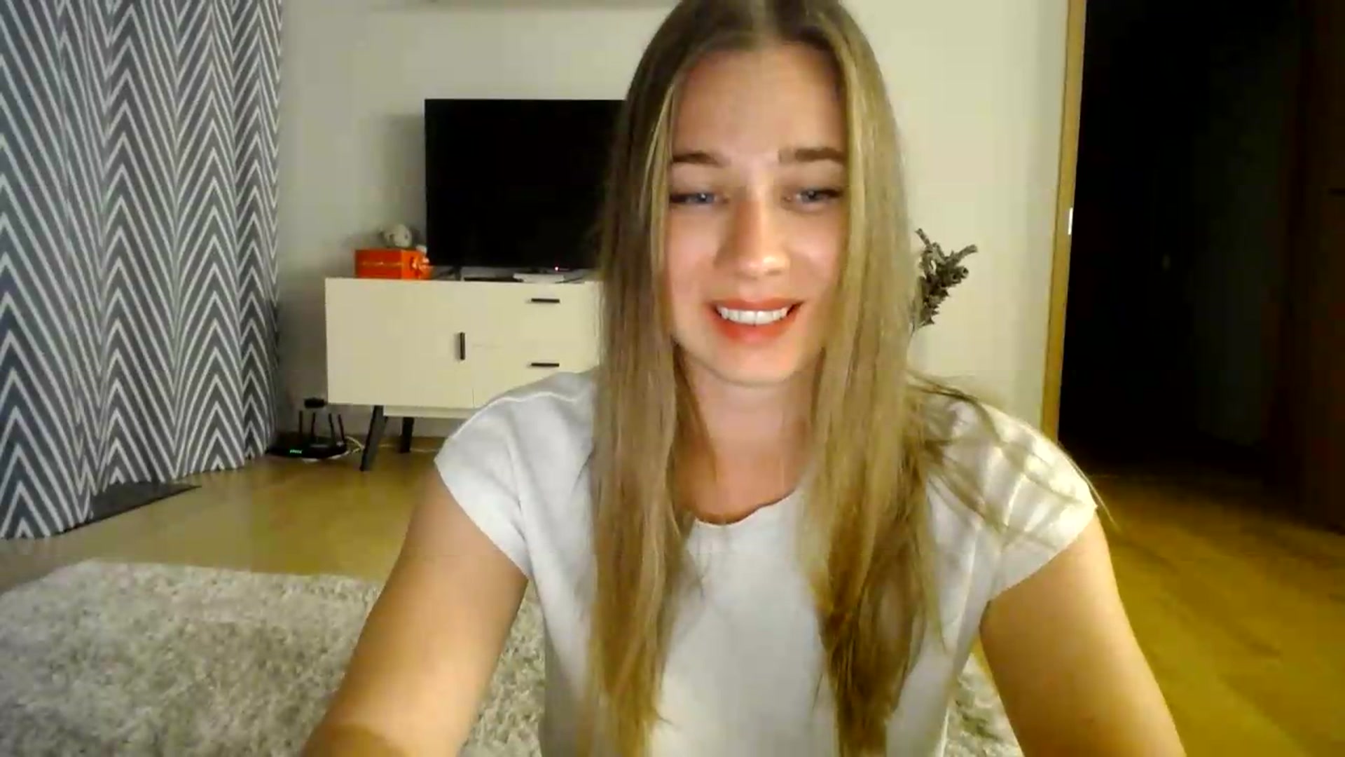 Gallery image thumbnail from AmoAmour's myfreecams stream on, 08/14/2026, 20:23 image 12 of 20