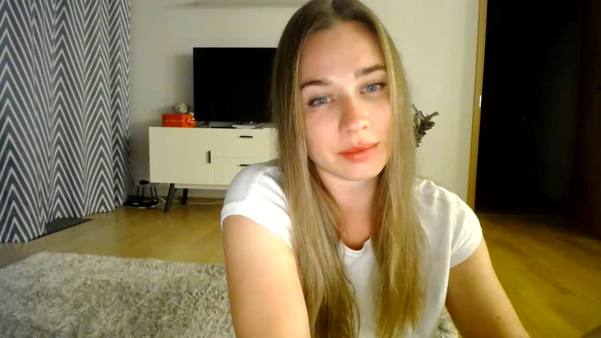 Gallery image thumbnail from AmoAmour's myfreecams stream on, 08/14/2026, 20:23 image 8 of 20