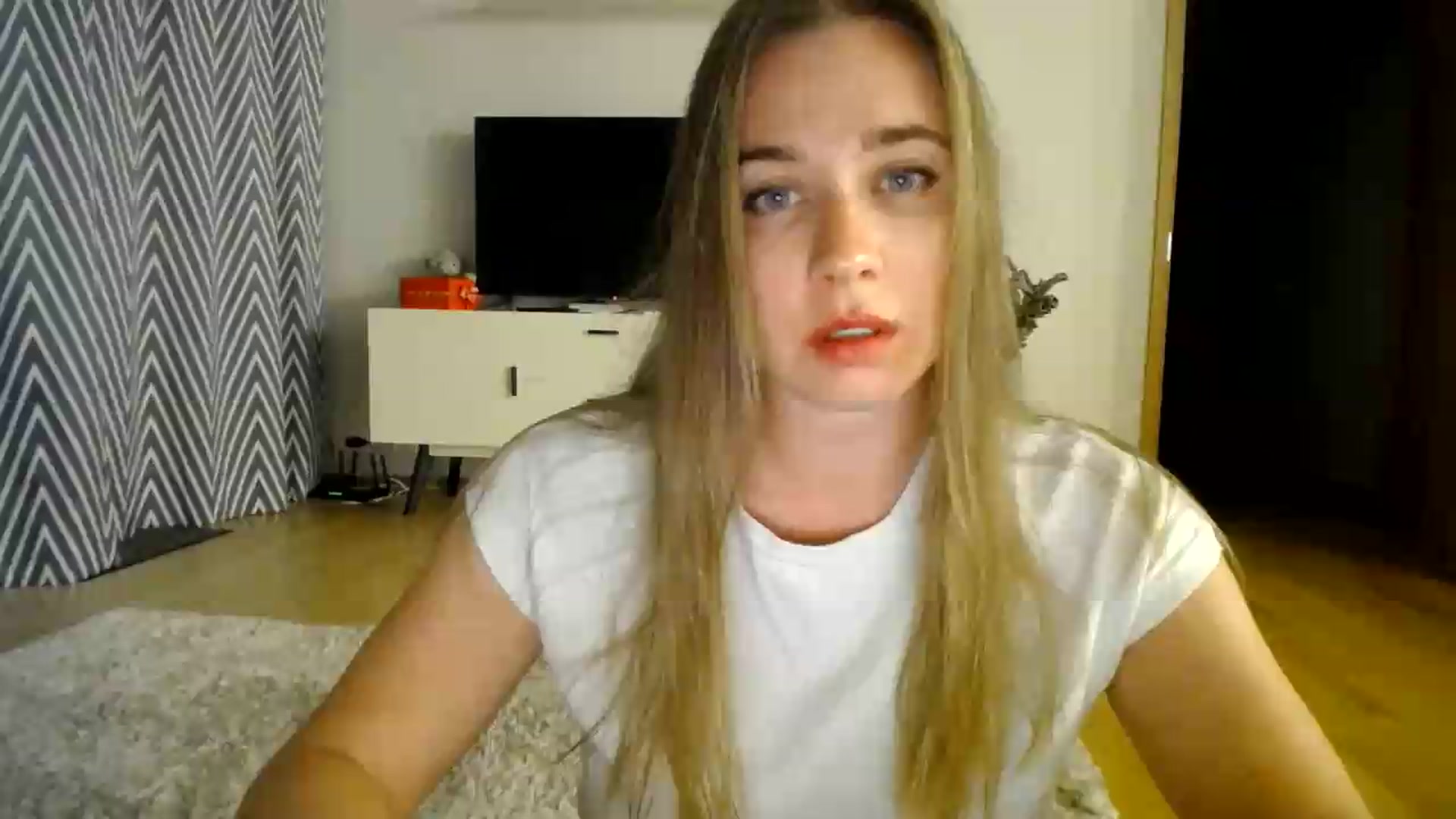 Gallery image thumbnail from AmoAmour's myfreecams stream on, 08/14/2026, 20:23 image 1 of 20