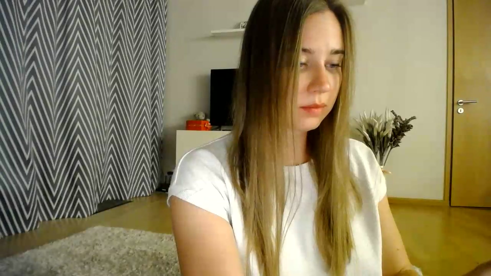 Gallery image thumbnail from AmoAmour's myfreecams stream on, 08/14/2026, 21:09 image 9 of 20