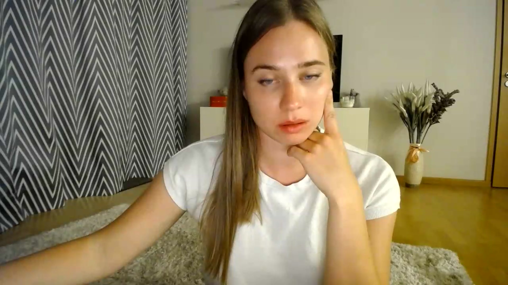 Gallery image thumbnail from AmoAmour's myfreecams stream on, 08/14/2026, 21:09 image 17 of 20