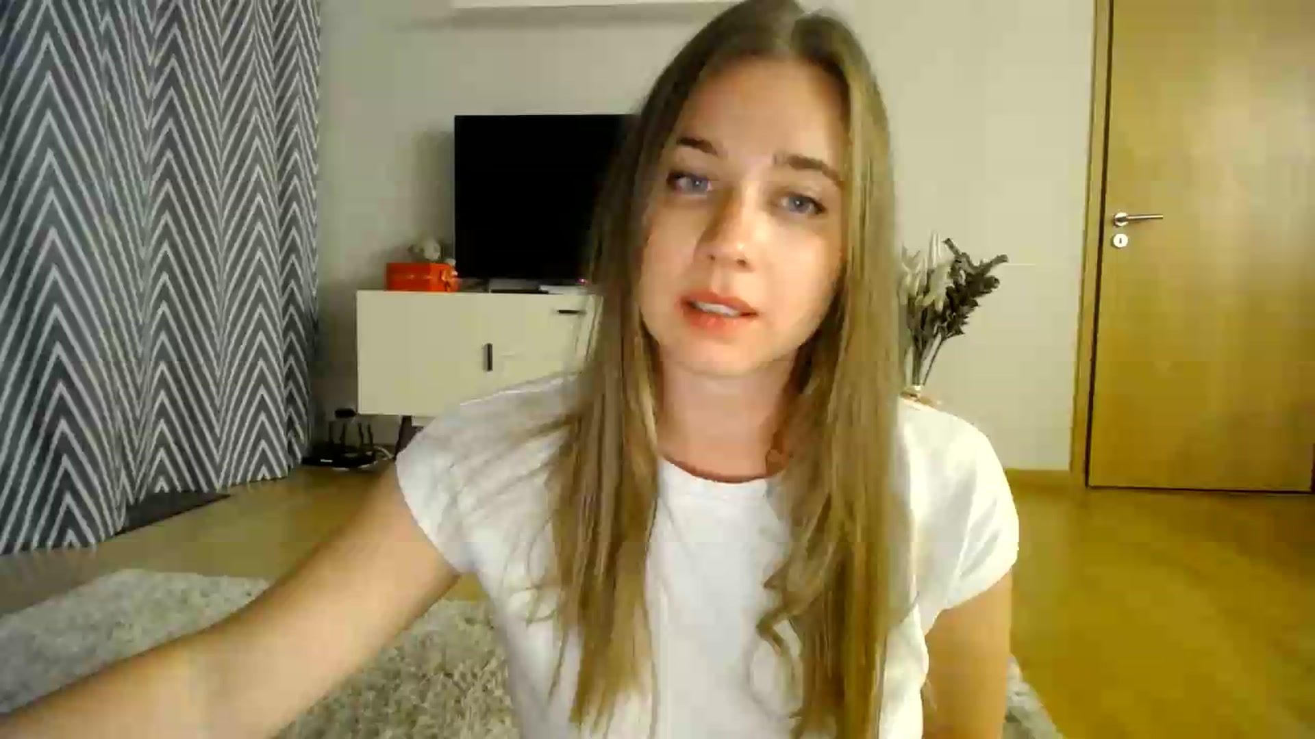 Gallery image thumbnail from AmoAmour's myfreecams stream on, 08/14/2026, 21:09 image 1 of 20
