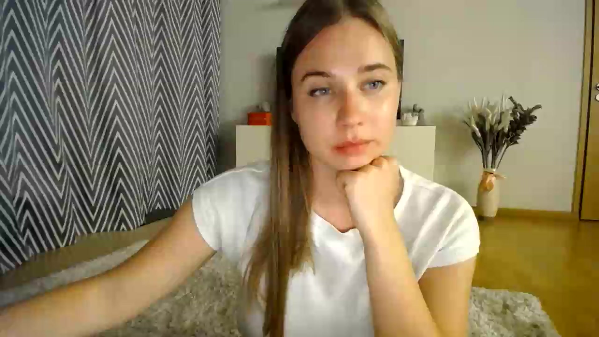 Gallery image thumbnail from AmoAmour's myfreecams stream on, 08/14/2026, 21:09 image 18 of 20