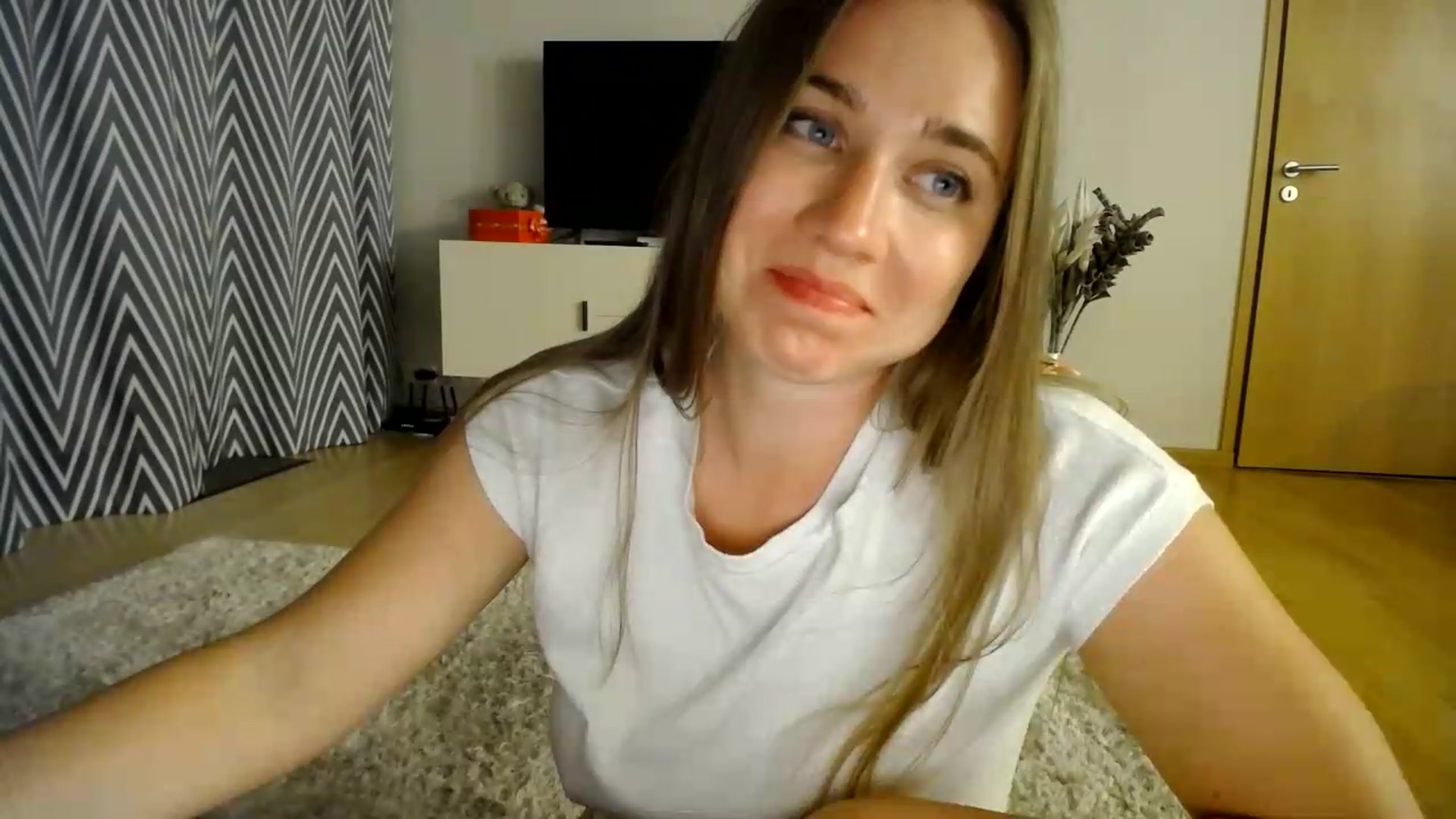 Gallery image thumbnail from AmoAmour's myfreecams stream on, 08/14/2026, 21:09 image 20 of 20